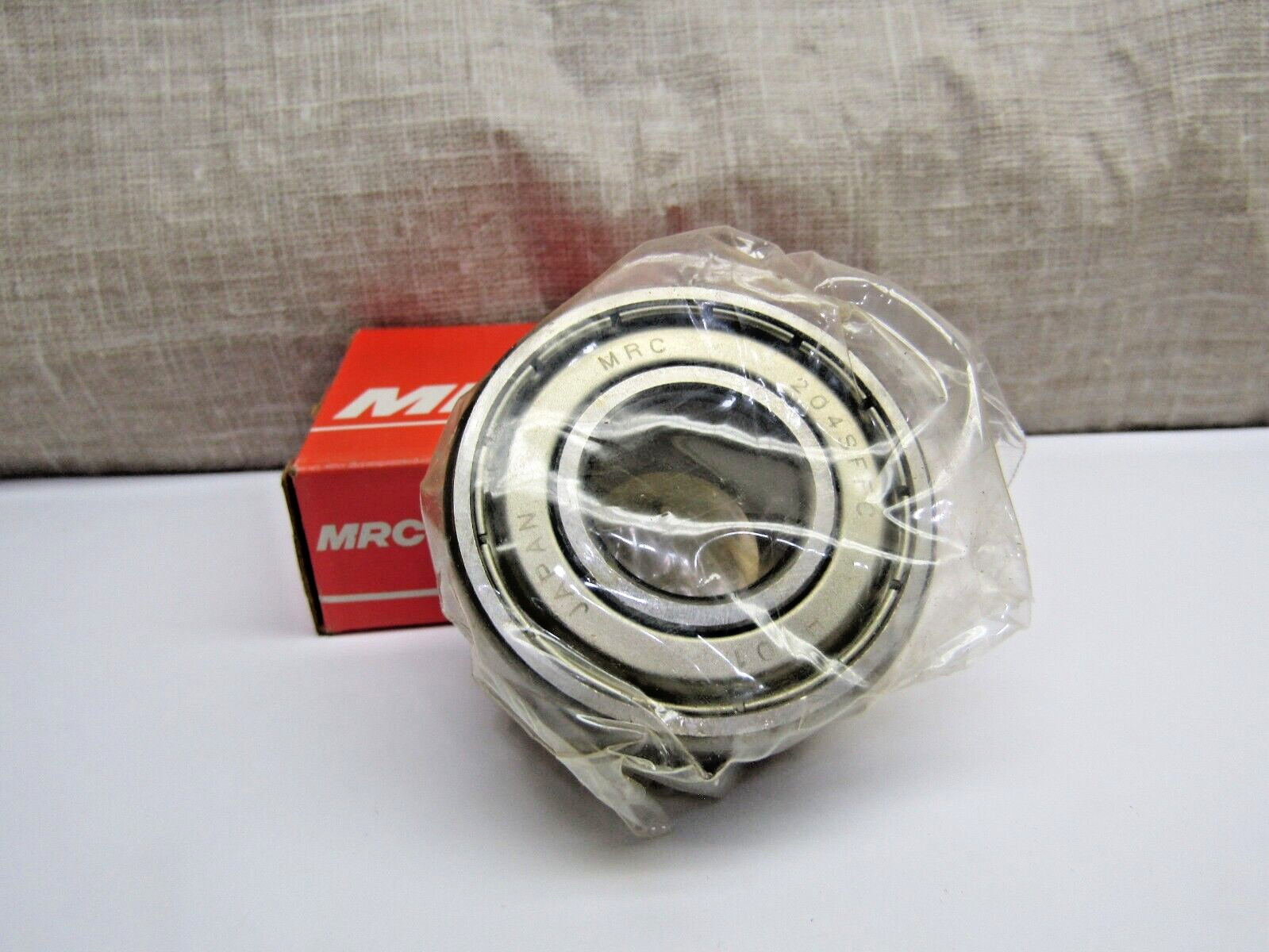 MRC SKF 204SFFC 20mm x 47mm x 20.6mm (13/16″) Shielded Double Row Bearing