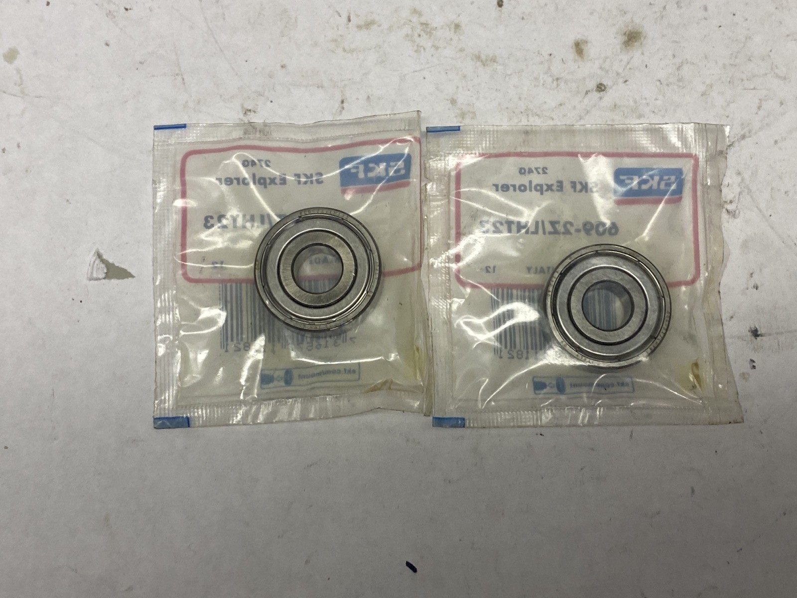 (2) NIB SKF 9mm ID 24mm OD 7mm W Double Shielded Ball Bearing 609-2Z/LHT23