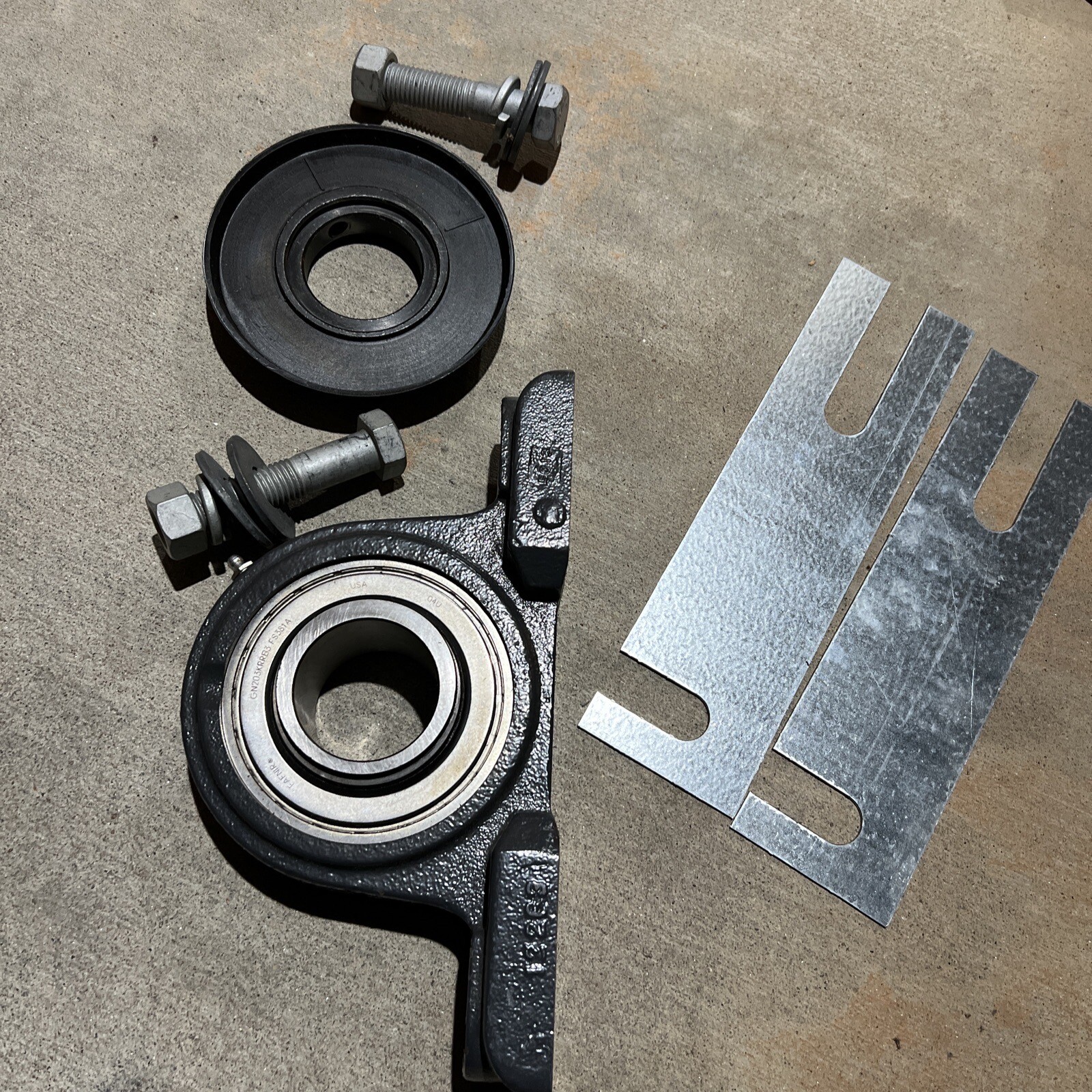 Timken Fafnir Pillow Block Bearing 2-3/16″ B/P12263 Bore GN203KRRB FS381A KIT