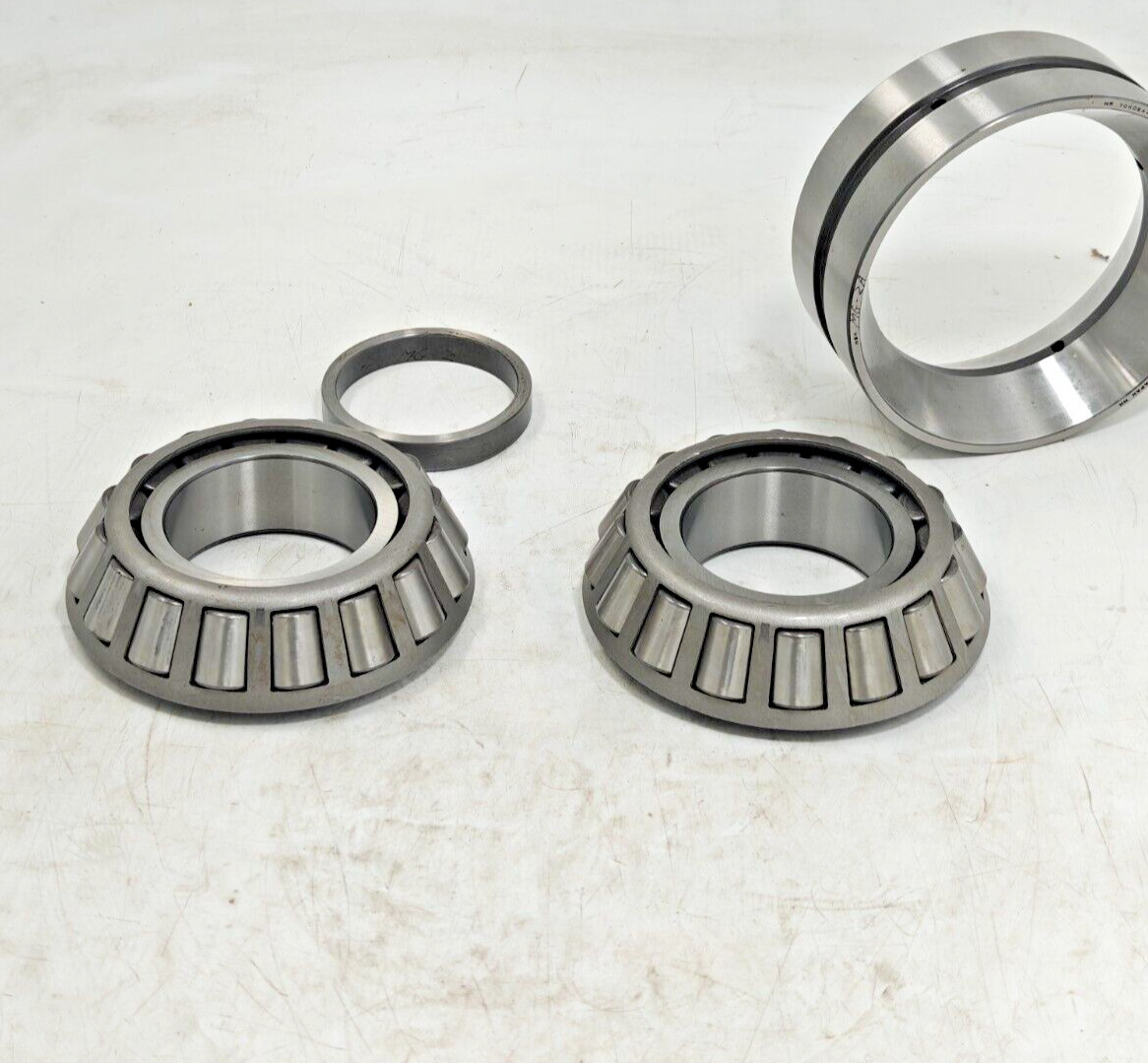 NSK HR 30314 DJ / HR 70KDE43 C3 Double-Row Tapered Roller Bearings