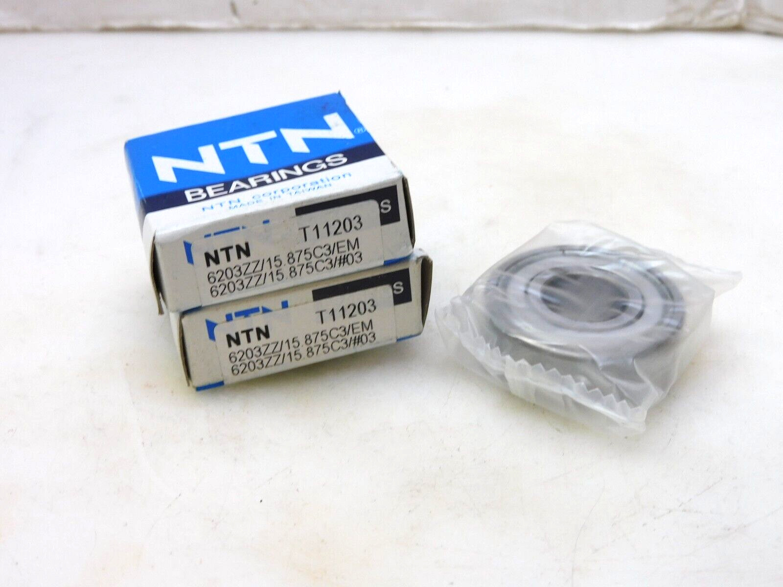 LOT OF 2 NTN 6203ZZ/15.875C3/EM BALL BEARING