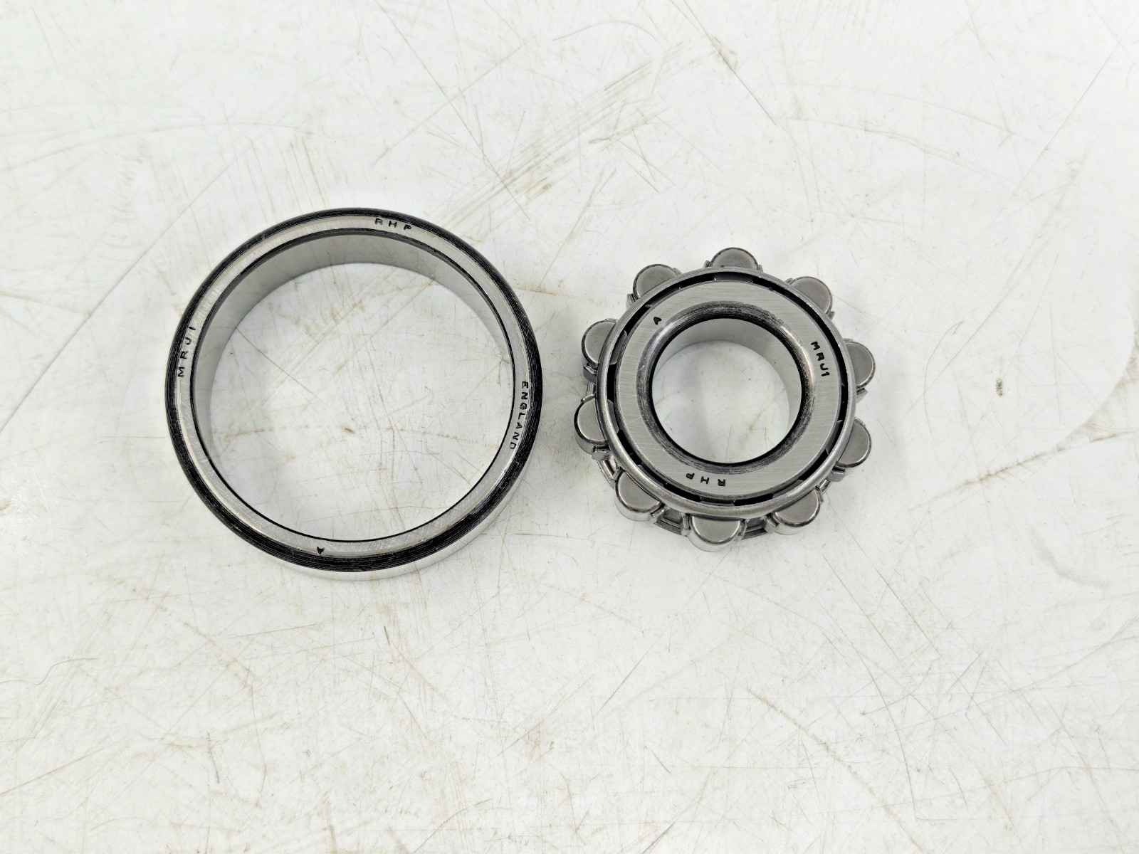 MRJ 1 RHP Cylindrical Roller Bearing RHP MRJ1 / CRM 8 / RMS 10