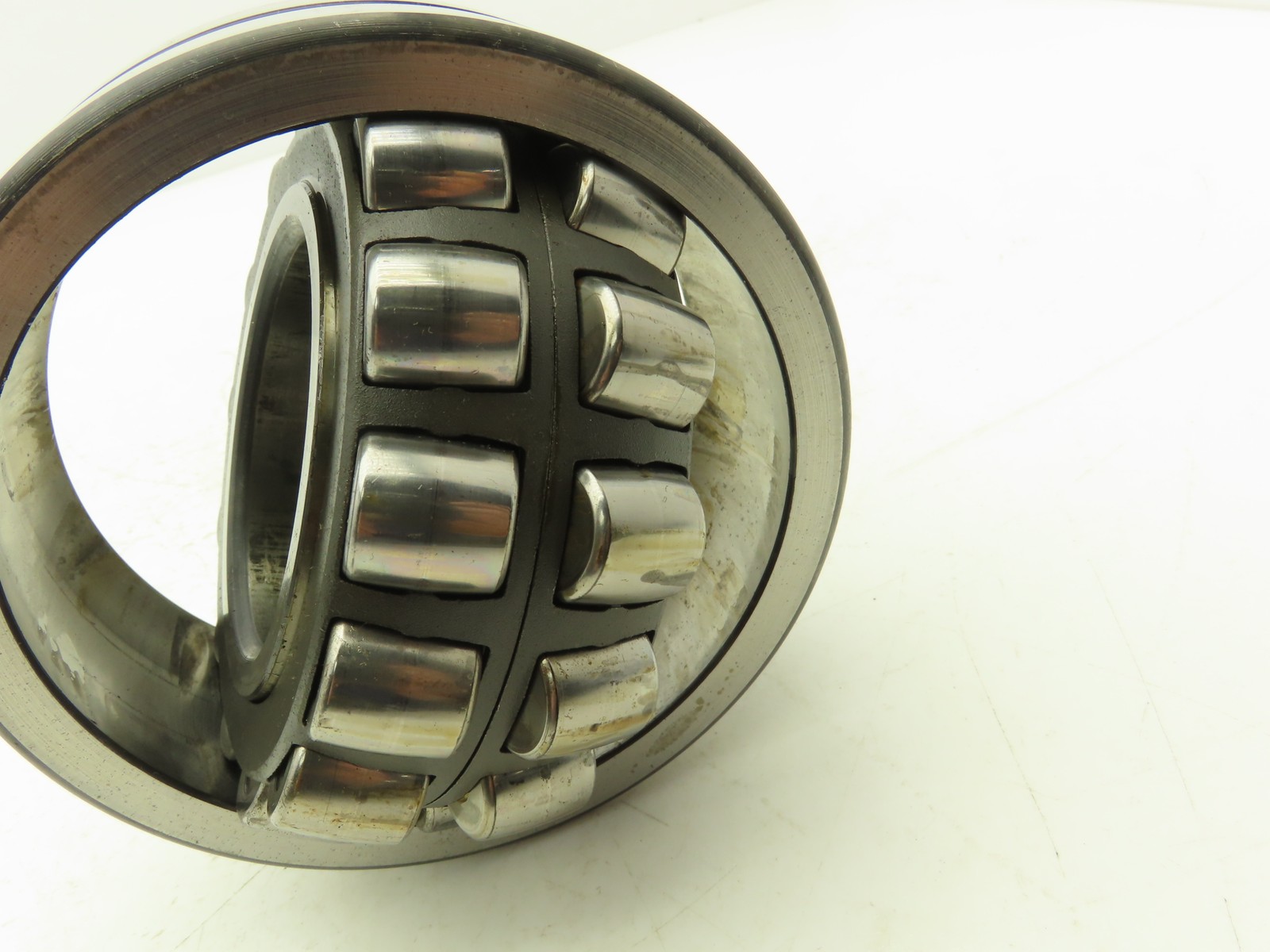 SKF 22312 CG/C3W33 Spherical Roller Bearing 2 Row 60mm ID x 130mm OD x 46mm W