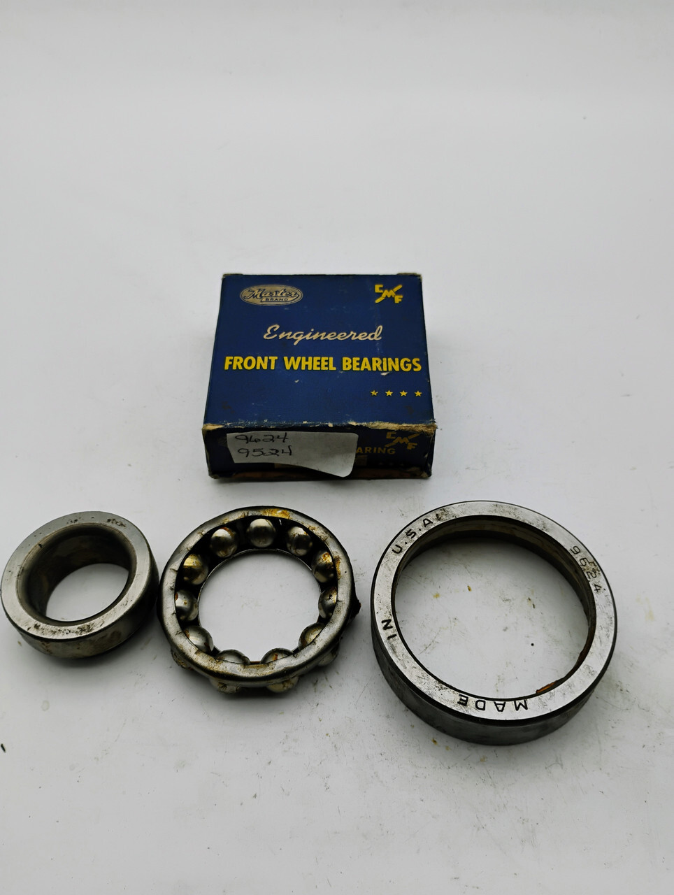 Master Front Wheel Bearing 9624 / 9524 Ball Bearing NOS Made in USA