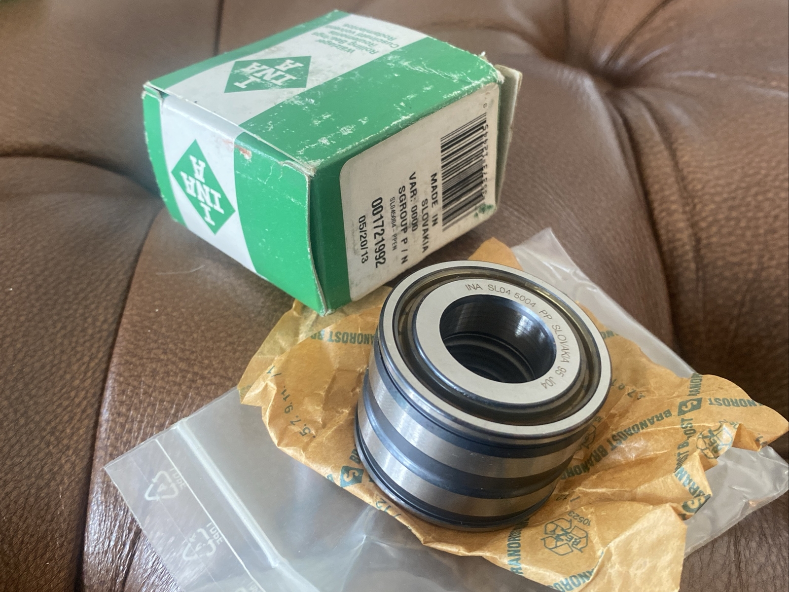 NEW INA SL045004-PP Roller Bearing 20mm ID X 42mm OD X 30mm Width 1721992