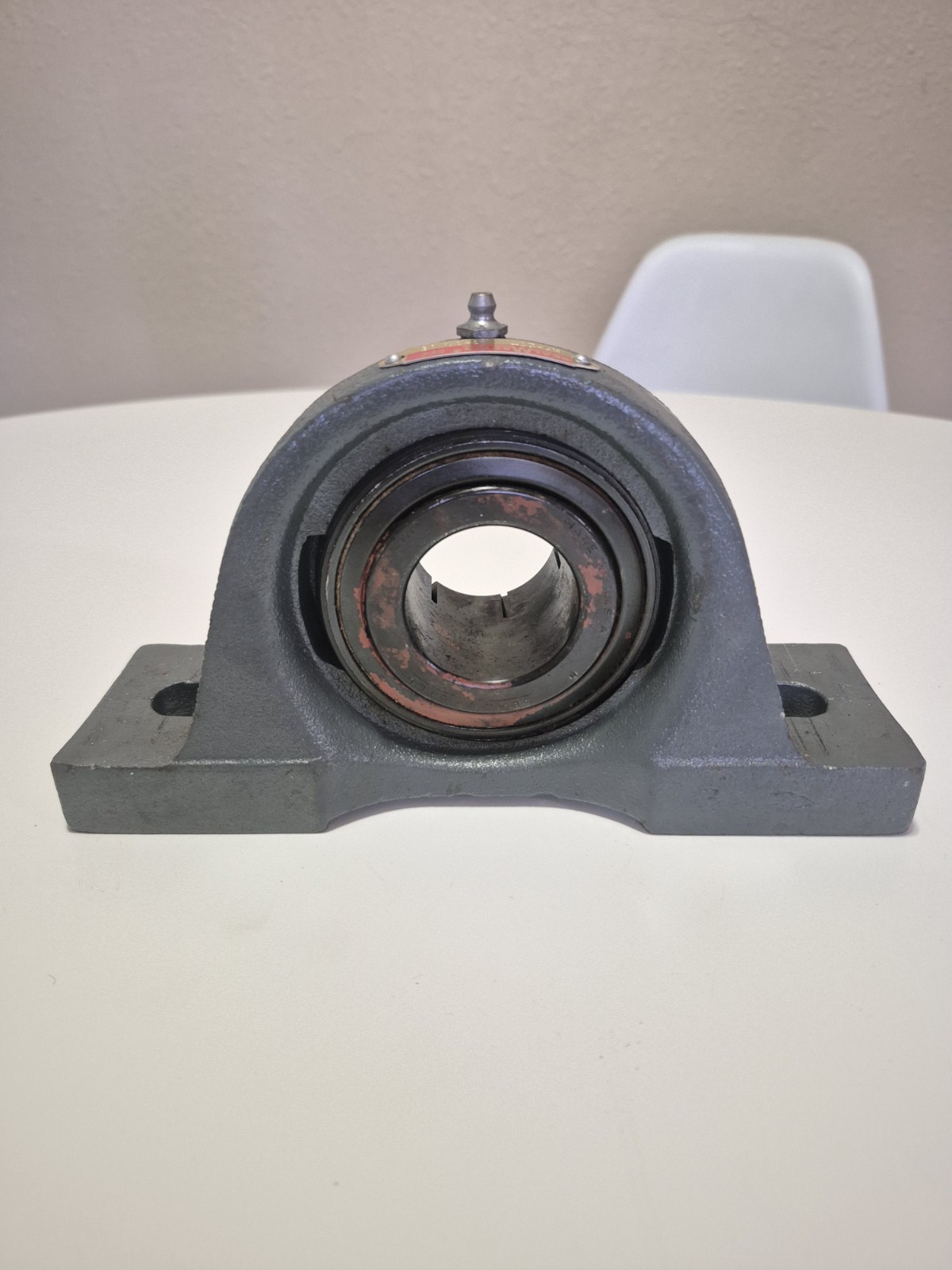 SealMaster MP-27T Pillow Block Bearing
