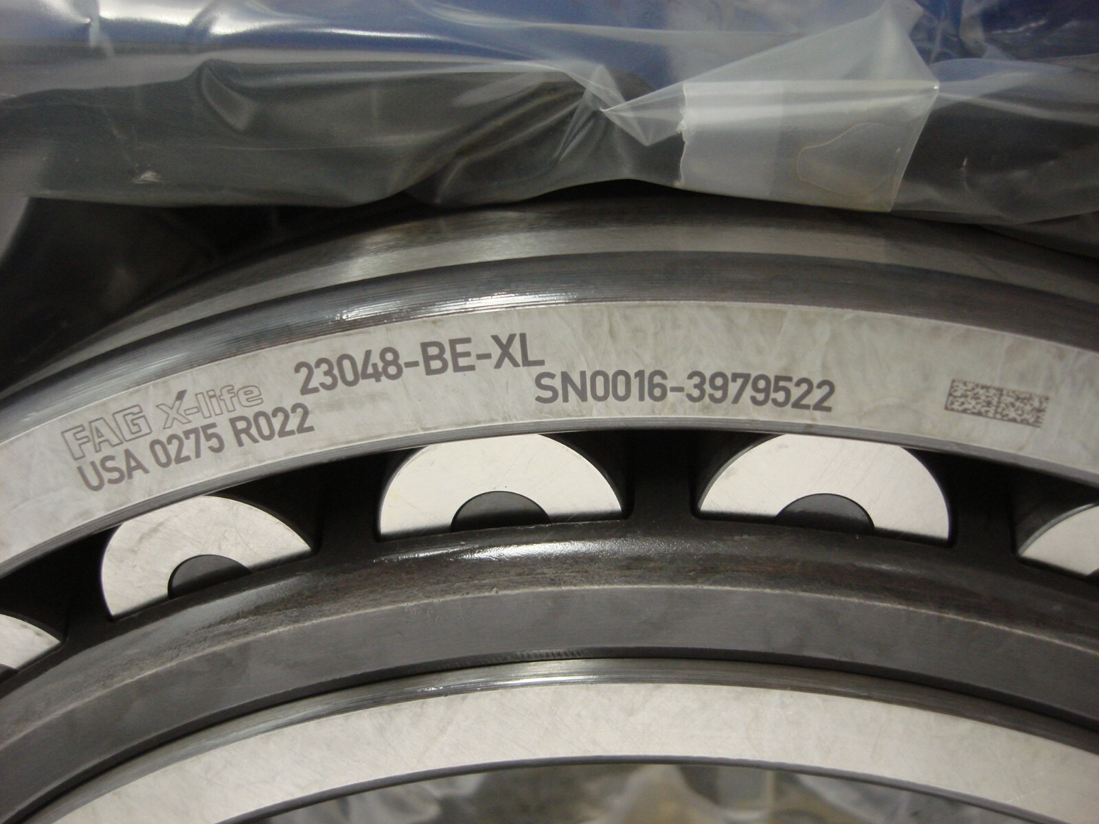 FAG X-Life 23048-BE-XL Spherical Roller Bearing OD 360mm ID 240mm Width 92mm