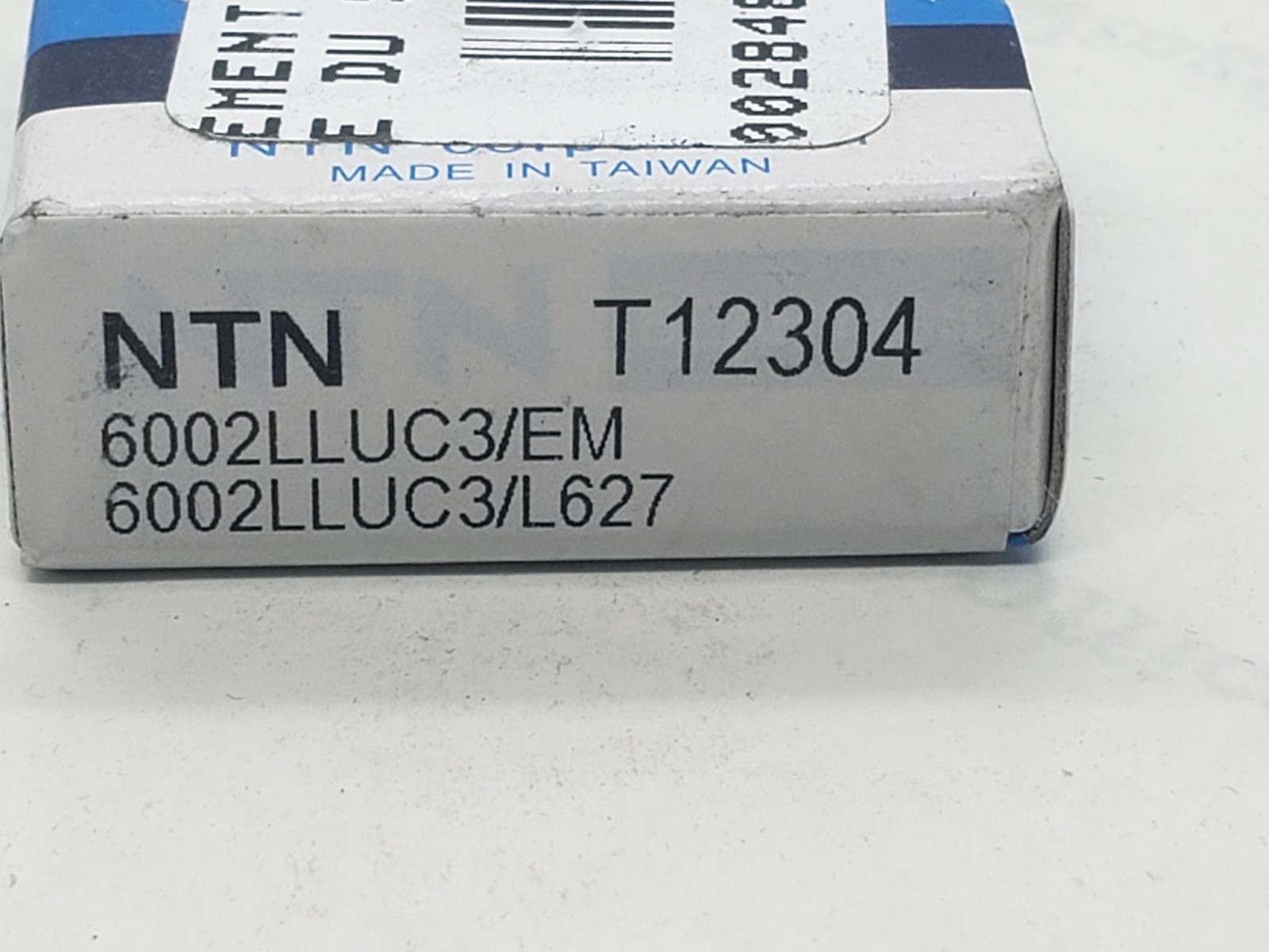 NTN 6002LLUC3/EM RADIAL BALL BEARING, LOT OF 3, NIB
