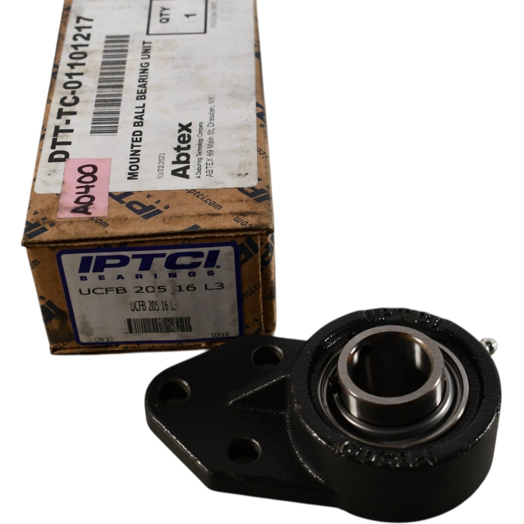 NEW IPTCI UCFB-205-16-L3 1” 3-Bolt Flange Bearing Triple Lip Seal