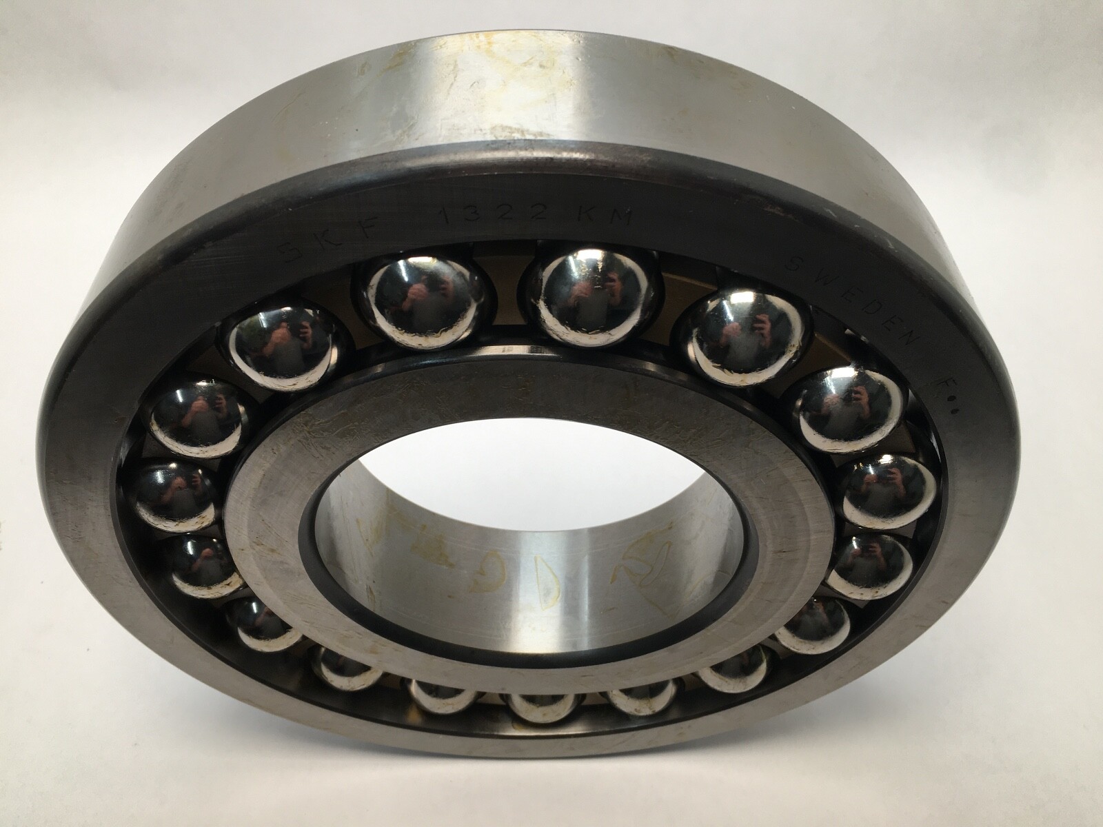 SKF 1322-KM Self Aligning Bearing 110x240x50 mm 1324-K-M Sweden