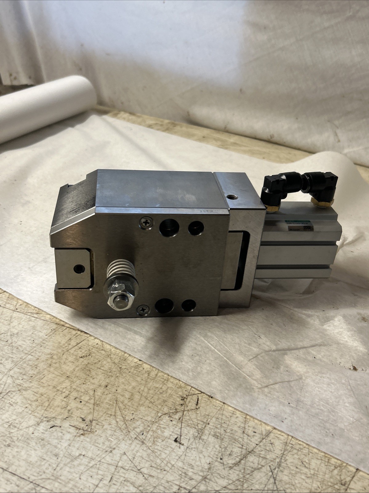 Sankyo Oilless Industry Removable punch retainer SHPUG70-L-Lhc. Ssd-l-40-30-n.