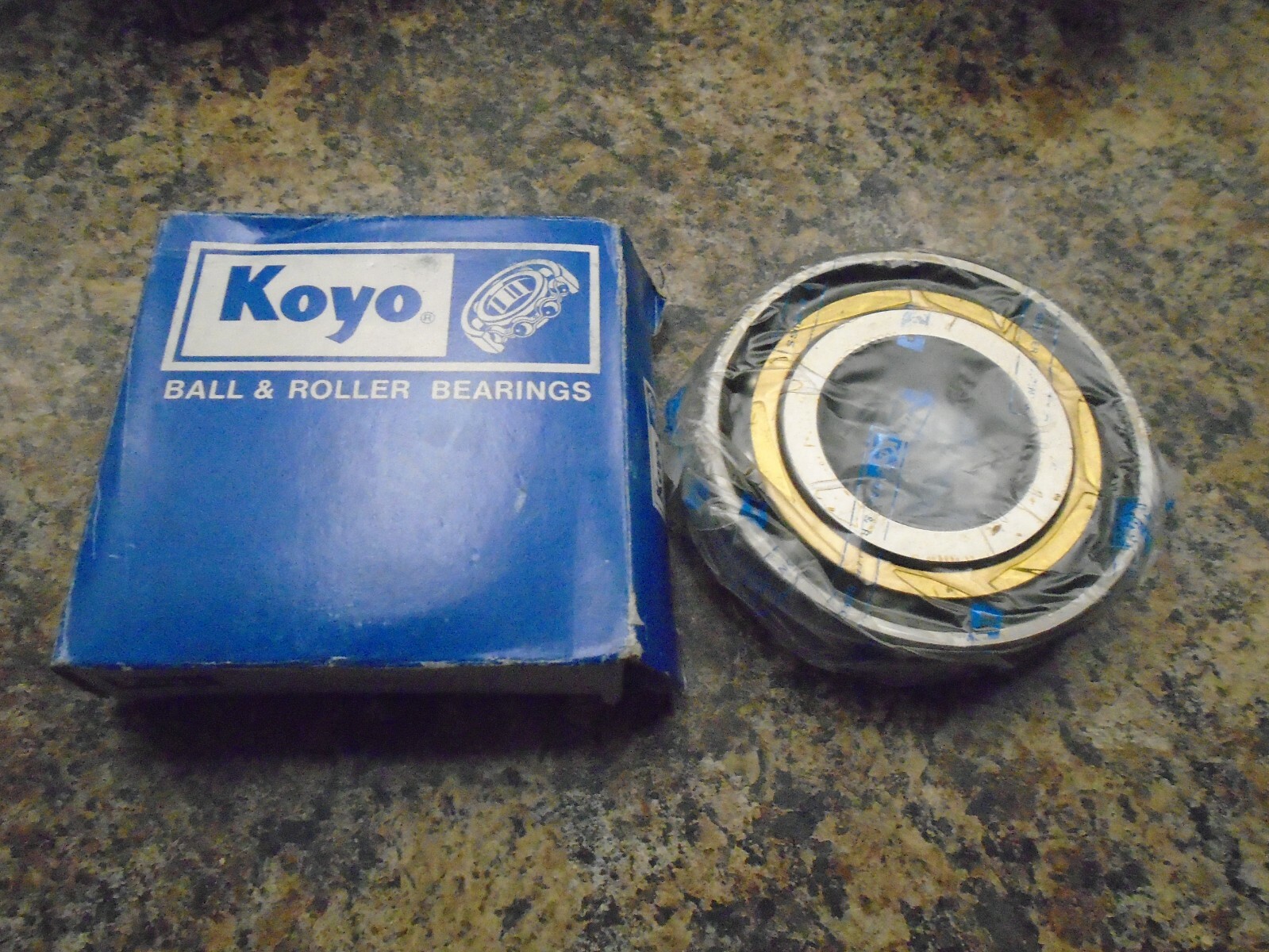 KOYO 7309 BGC3 FY Angular Contact Ball Bearing 45MM X 100MM X 25MM MADE IN JAPAN