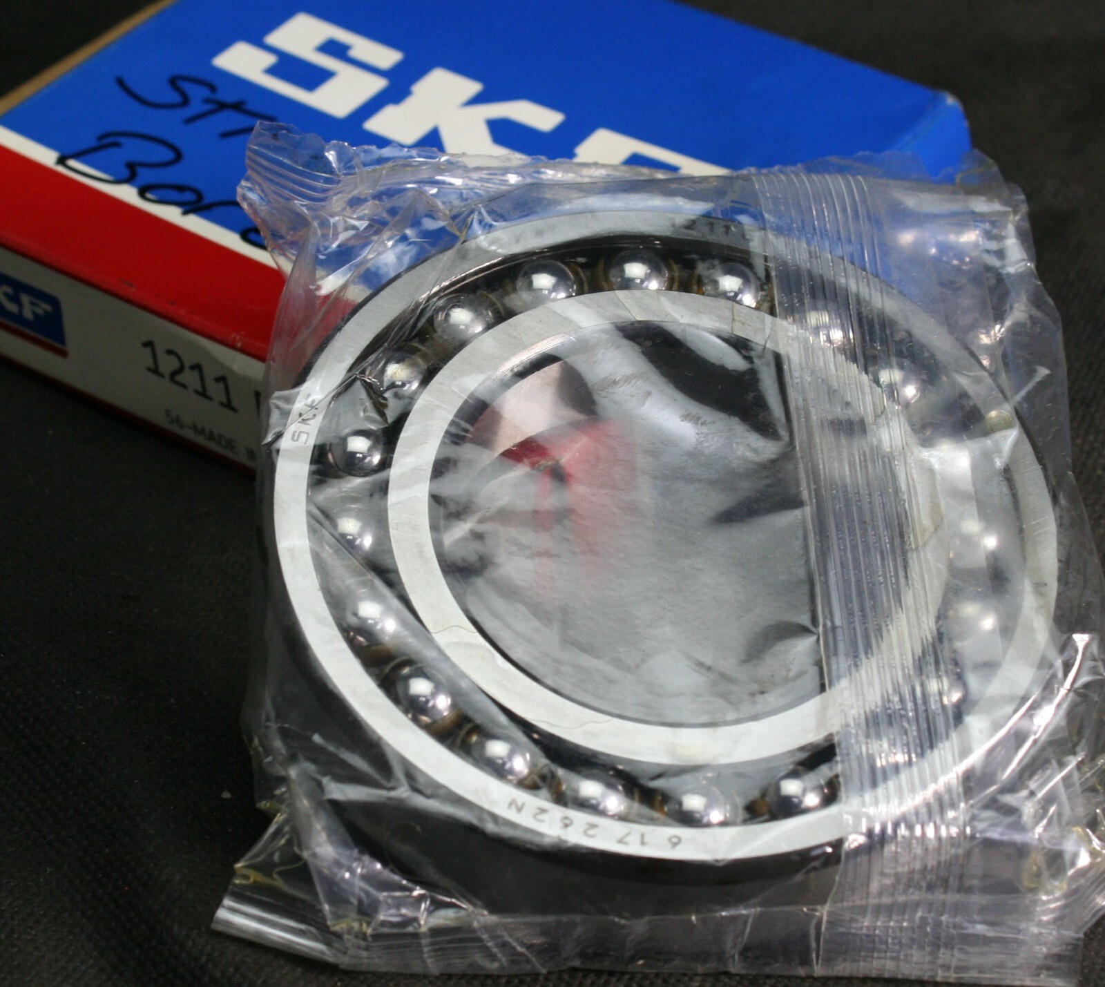 One (1) SKF 1211 ETN9 Self Aligning Ball Bearing 55 MM Bore NEW
