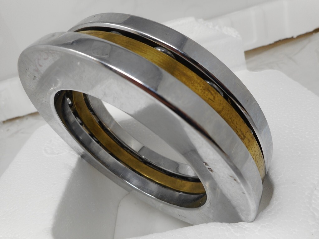 Elegant High Quality Chrome Steel Tapered Roller Bearing RIV Italia