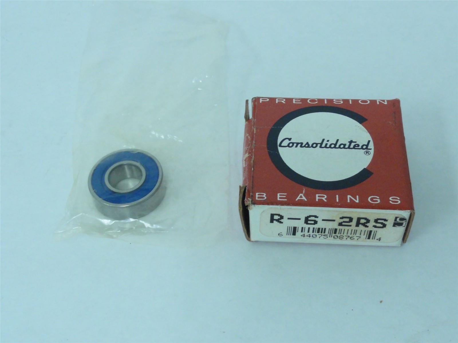 237639 New In Box; Consolidated R-6-2RS Bearing; 0.375″ ID; 0.875″ OD