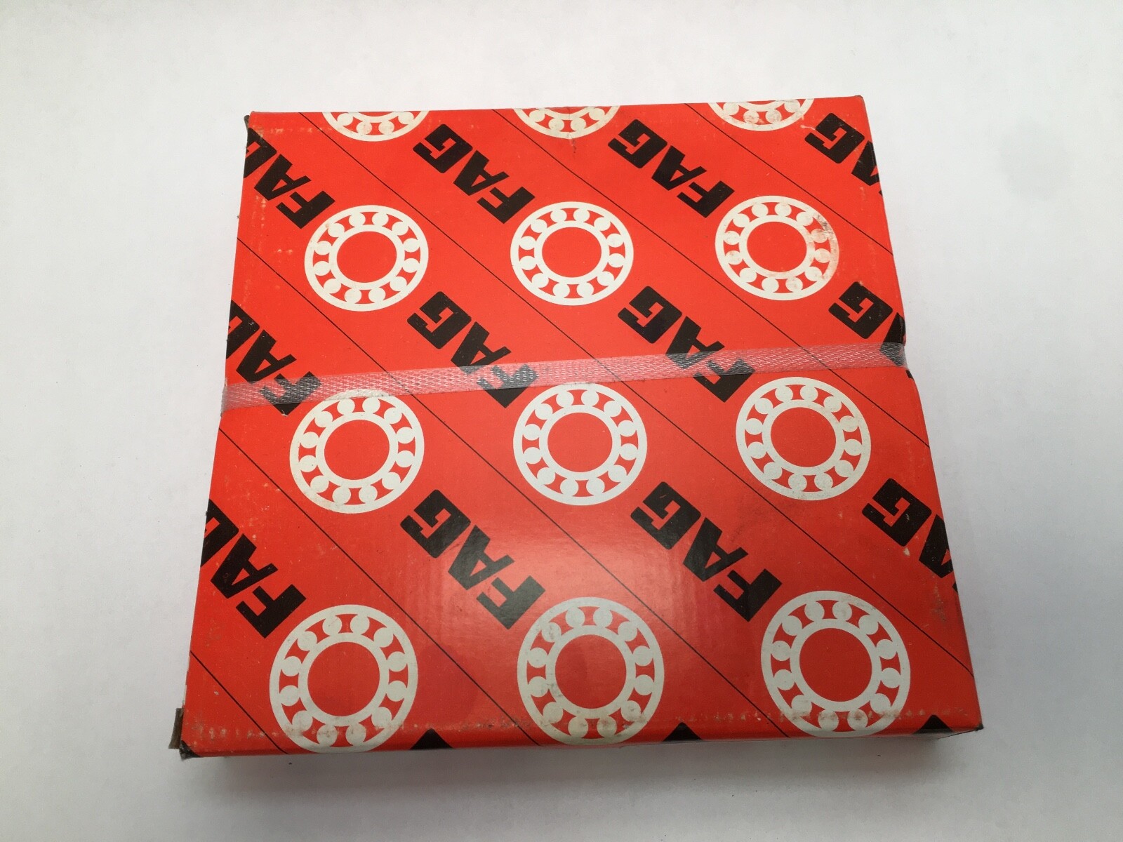 FAG B7026C.TPA.P4S.UM Angular Bearing 130x200x33 mm B7026CTPAP4K5UM 7026 7026C