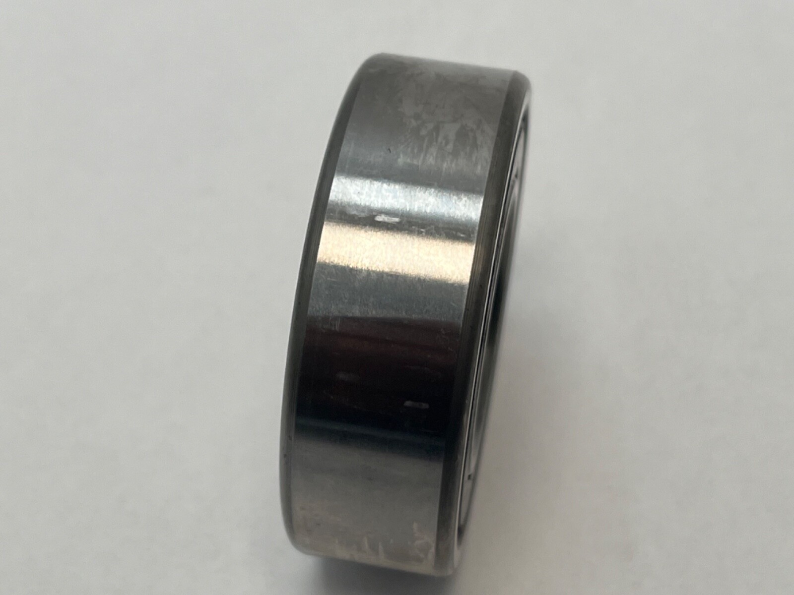 NSK 22207HKC3 Bearing 35x72x23mm 22207-E-TVP 22207-H-K-C3 Japan