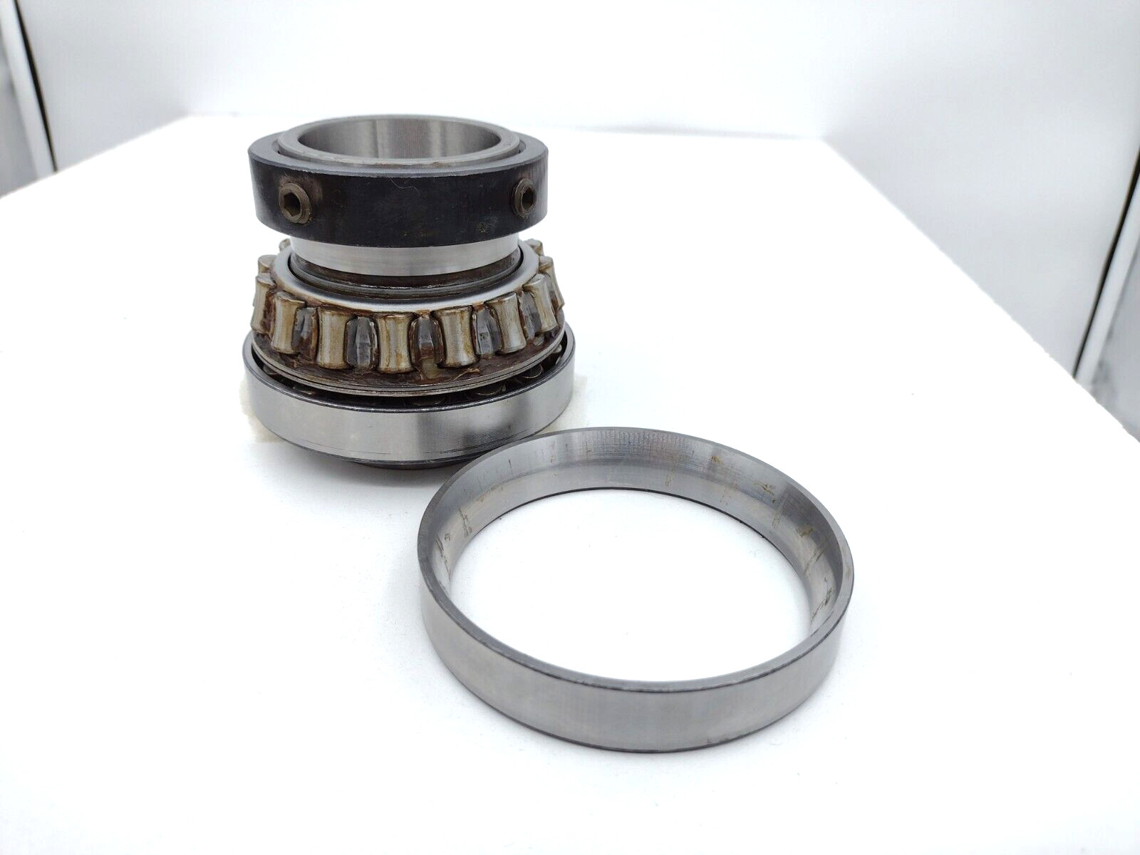Rexnord 2115U Spherical Insert Bearing Rebuild Kit 1-15/16″ Bore (pre-greased)