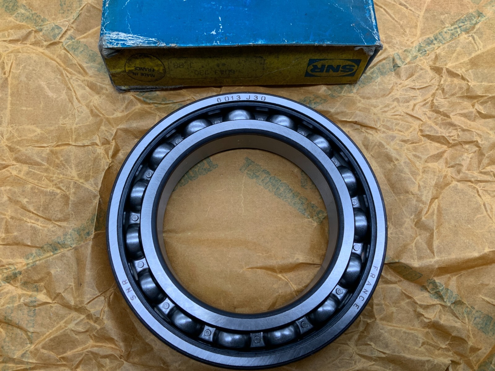 SNR 6013 J30 Single Row Ball Bearing 64.5X100X17.8MM