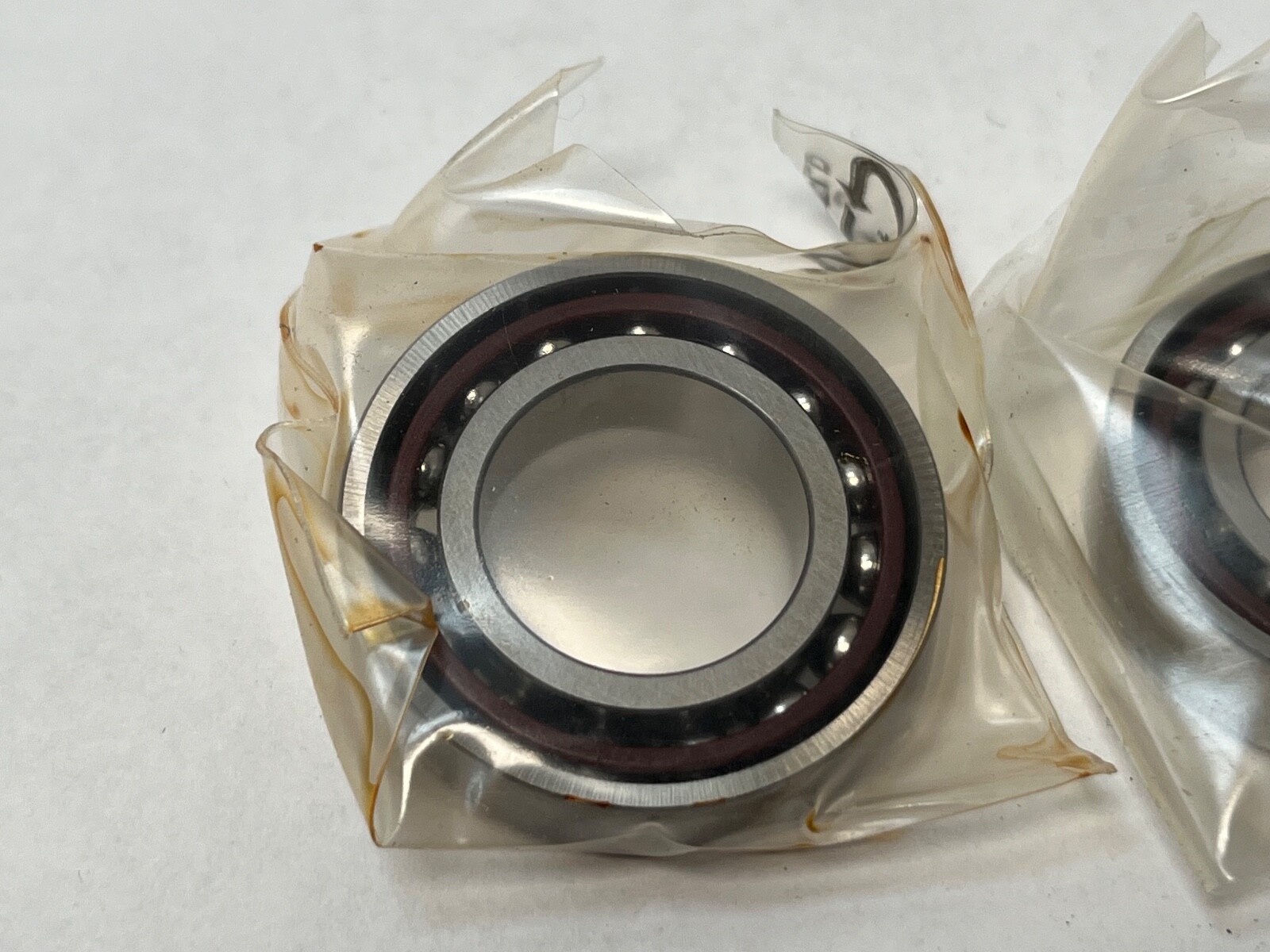 SNR 71904HVDUJ74 Bearing 20x37x9mm 7904-E-T-DUL-P4 71904-H-V-DU-J74 Germany 2Pcs