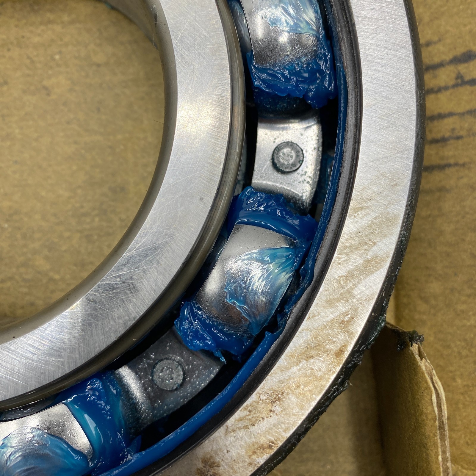 Nachi 6317 C3 Ball Bearing Deep Groove 85mm ID X 180mm OD X 41mm