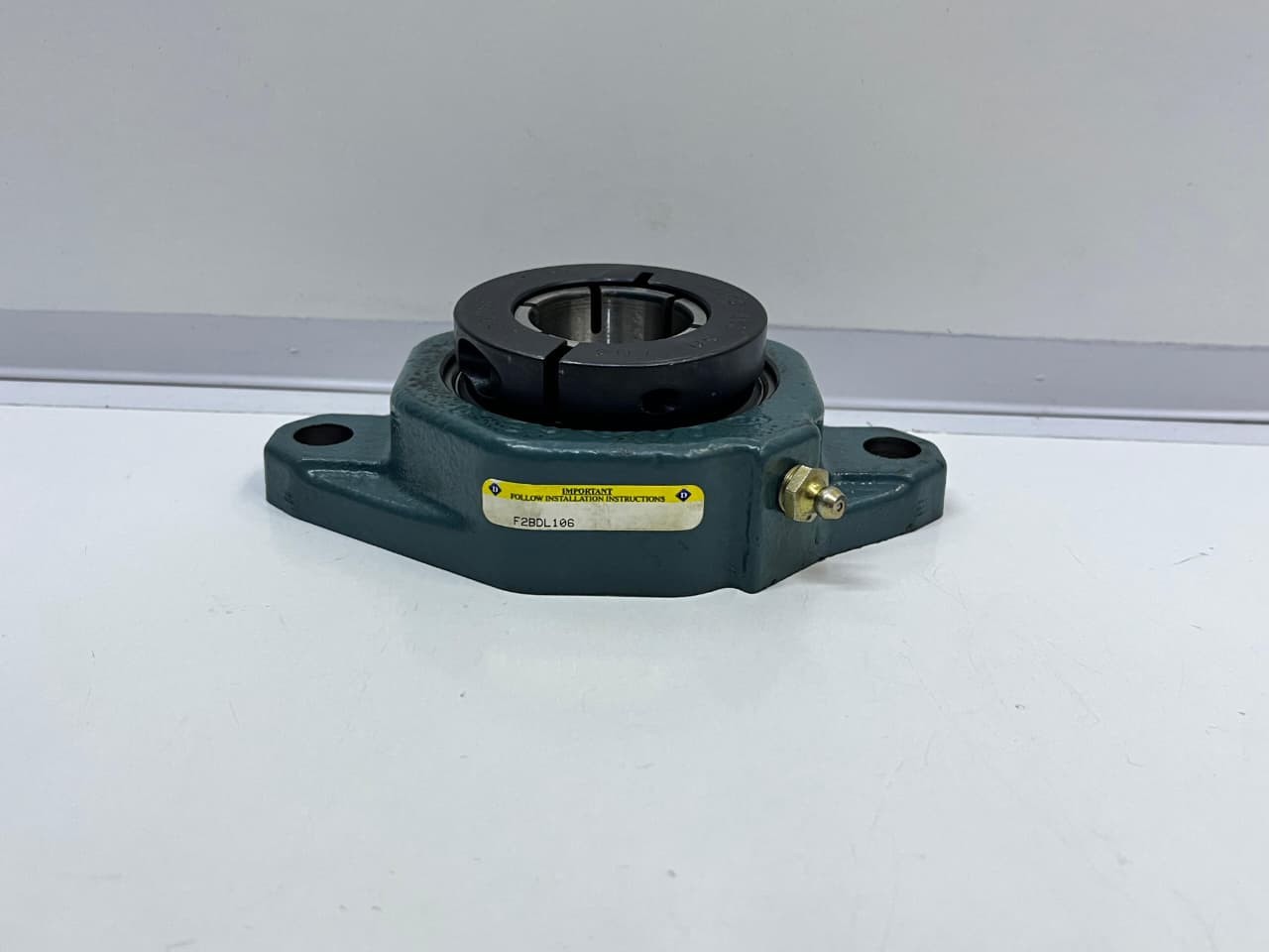 New BALDOR / DODGE 128765 F2B-DL-106 Flange-Mount Bearing Unit, VS#178