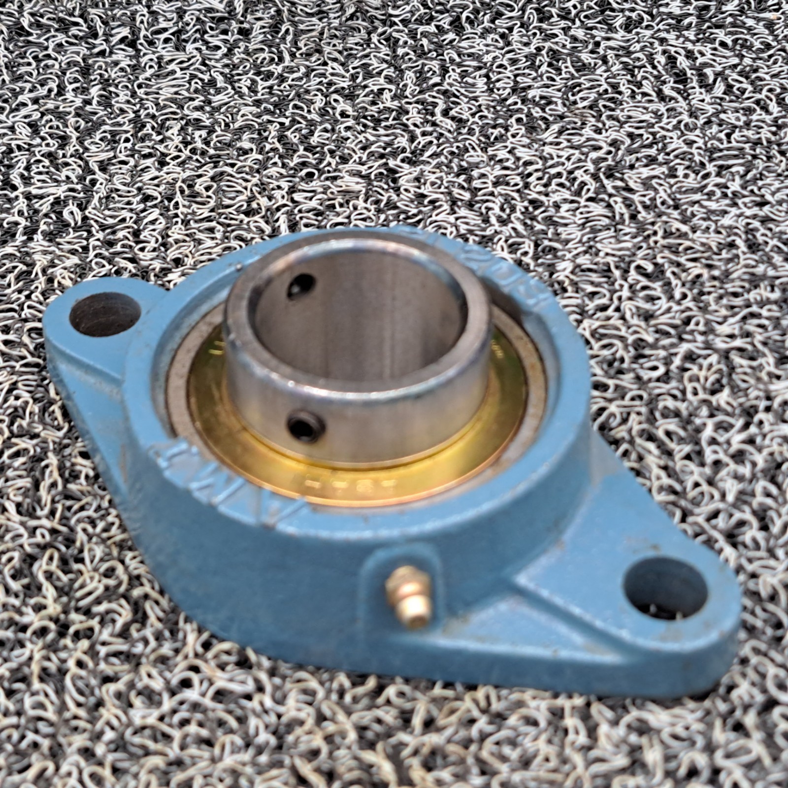 AMI FL208 24 2 Bolt Flange Block UC208 Bearing; 2 Bolt ; 1-1/2 in. Bore