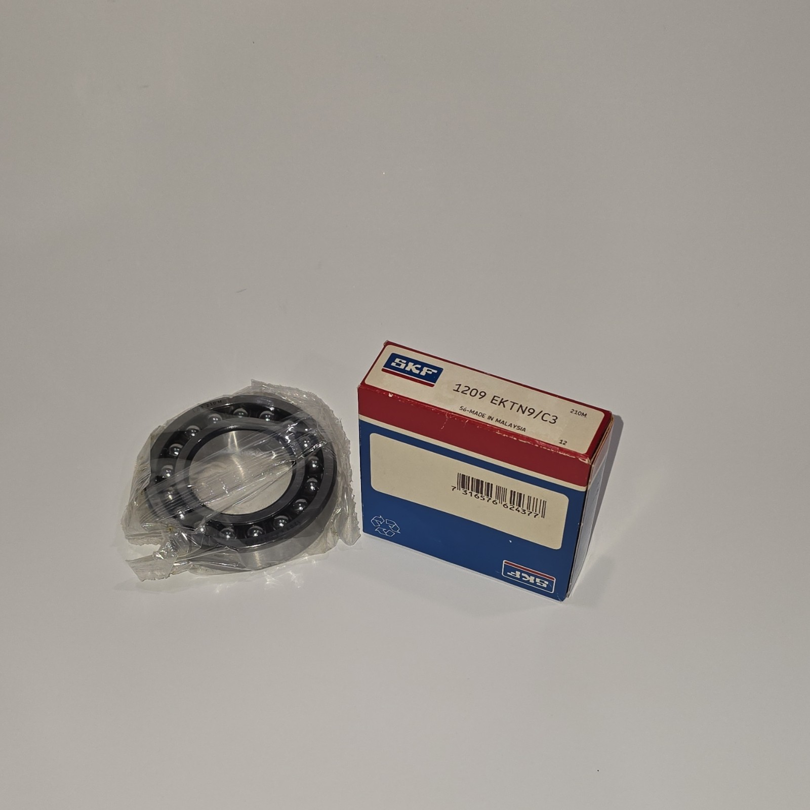 SKF 1209 EKTN9/C3 DOUBLE ROW SELF ALIGNING BALL BEARING 45x85x19mm, NIB
