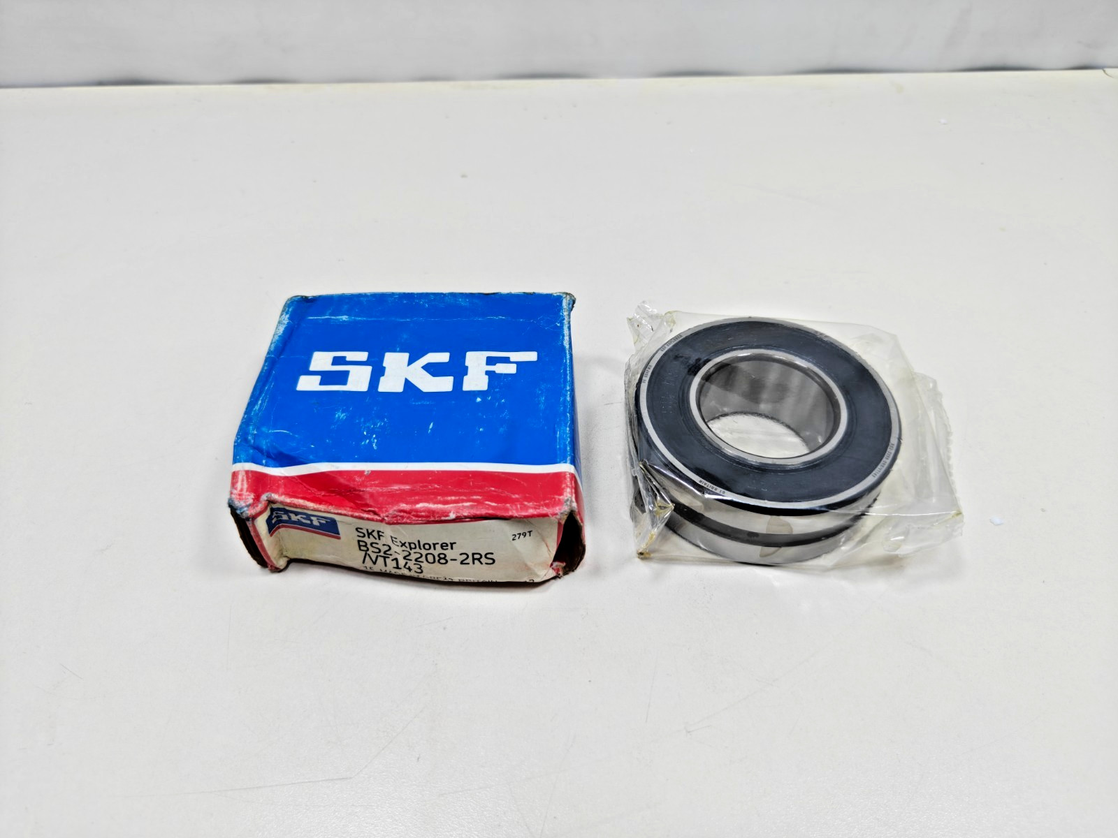 BS2-2208-2RS/VT143 SKF Spherical Roller Bearing SKF BS2 2208 2RS VT143 40x80x28