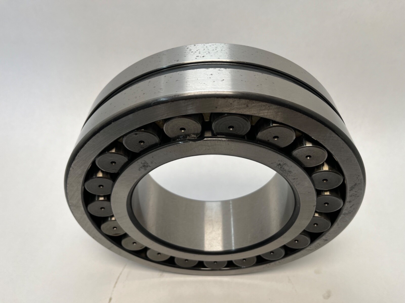 Fafnir 22228W33 Bearing 140x250x68 mm 22228-W33 140SD22-F3 USA