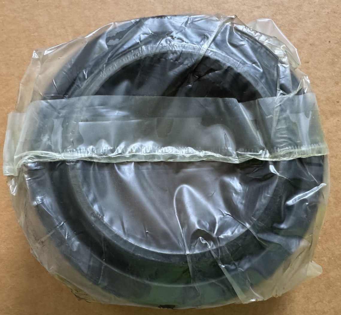IKO NIPPON THOMPSON SBB40 SPHERICAL PLAIN BEARING Japan New OEM NextDayAir Avail