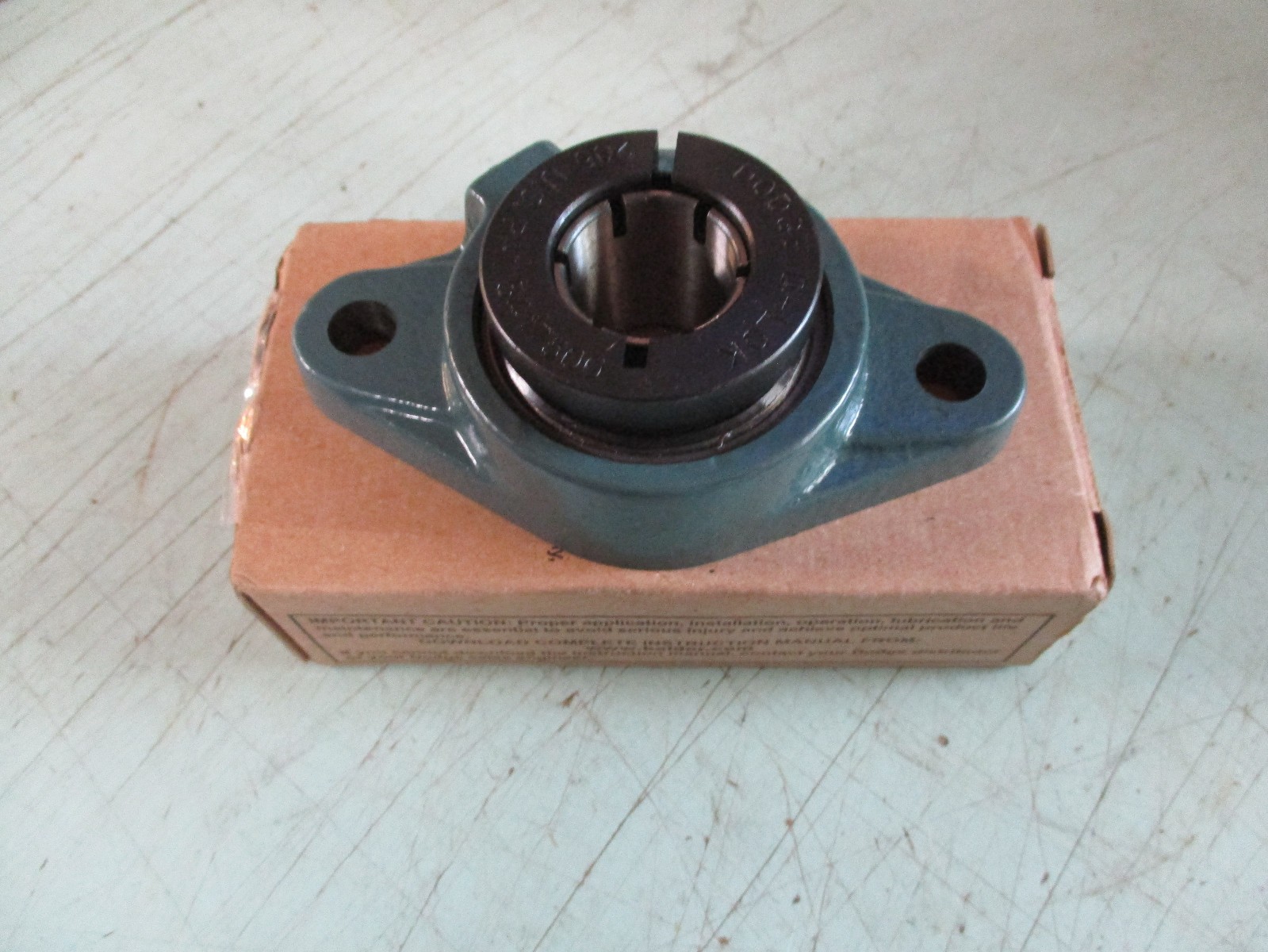 DODGE 068928 2 BOLT FLANGE BEARING F2B-DL-100-NL MOD USA B372