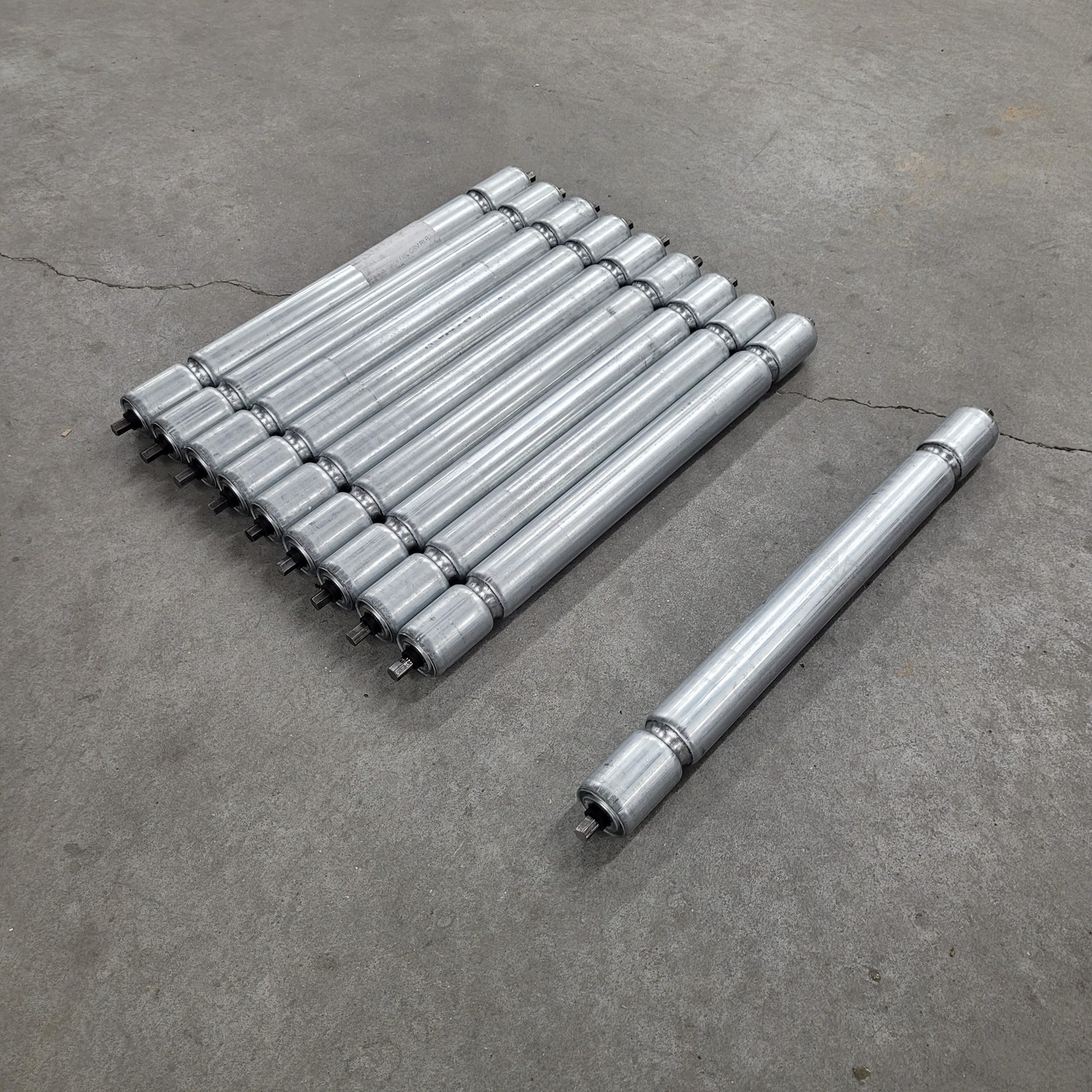 Lot of 10 – Hytrol B-21914-168 21″ Between Rail Conveyor Roller, 22 1/8″ Shaft