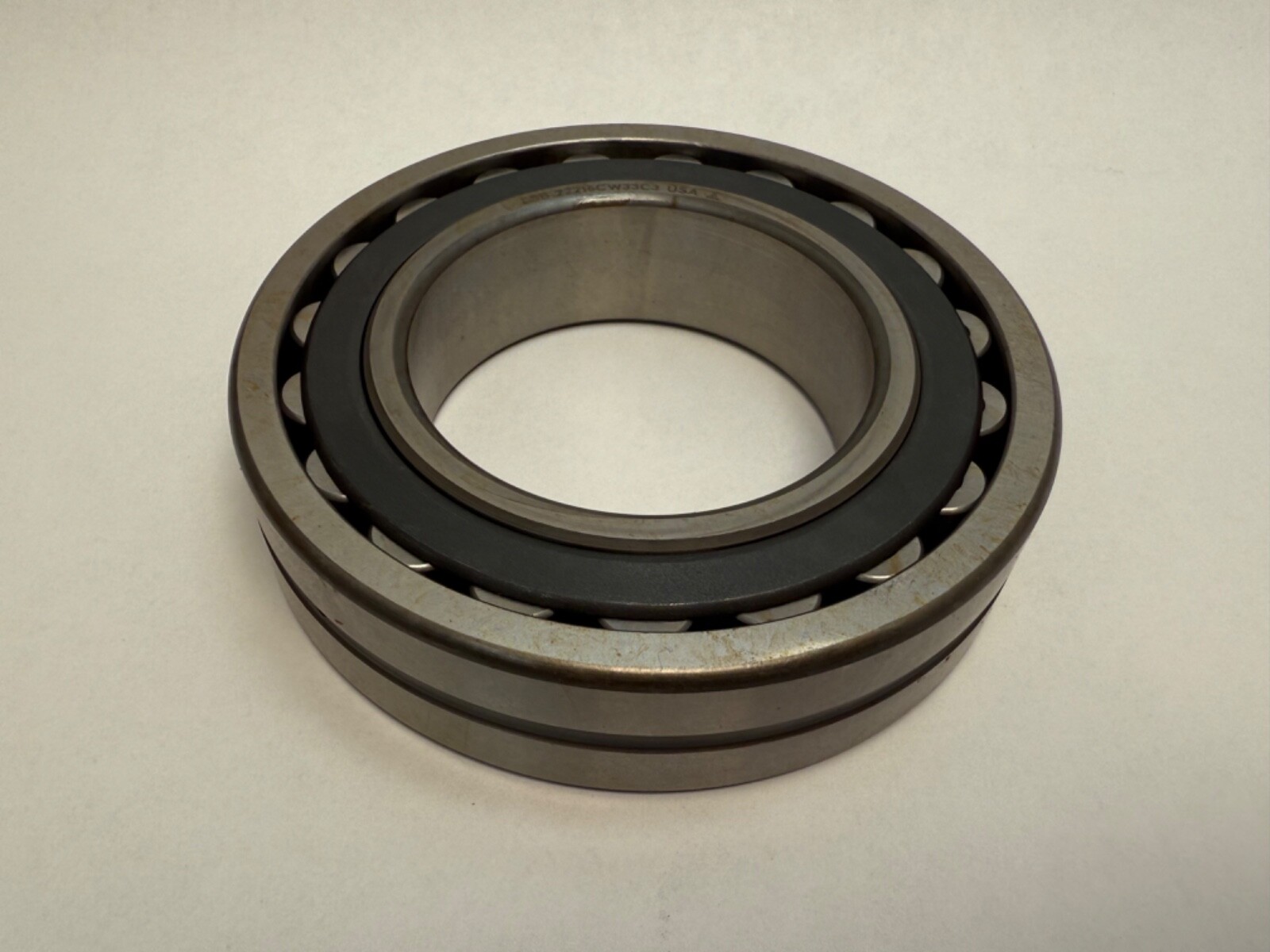 LSB 22216CW33C3 Bearing 22216-C-W33-C3 22216CC 22216CJ 22216CCJ 80x140x33 mm
