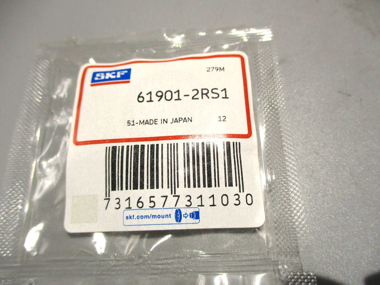 NEW SKF 61901-2RS1 SEALED BALL BEARING
