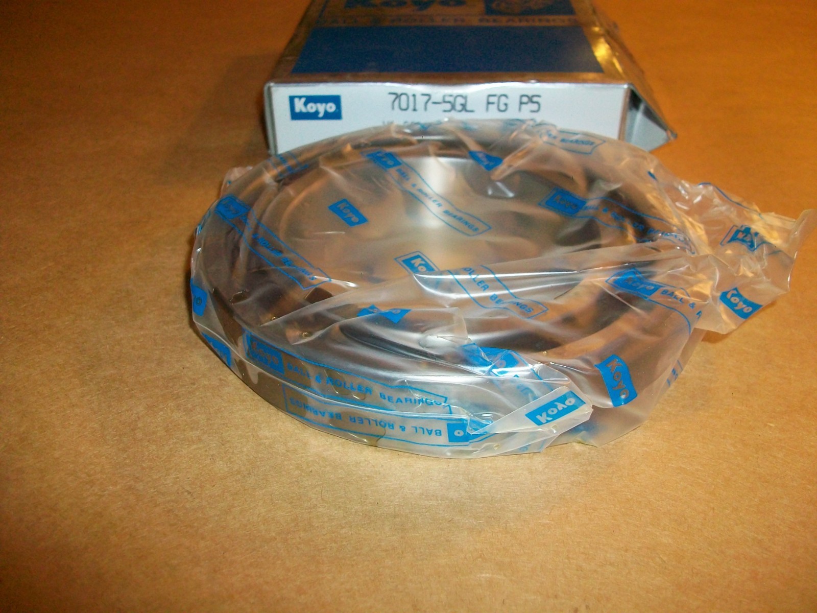 KOYO Roller Bearing 7017-5GL FG P5 NEW IN BOX