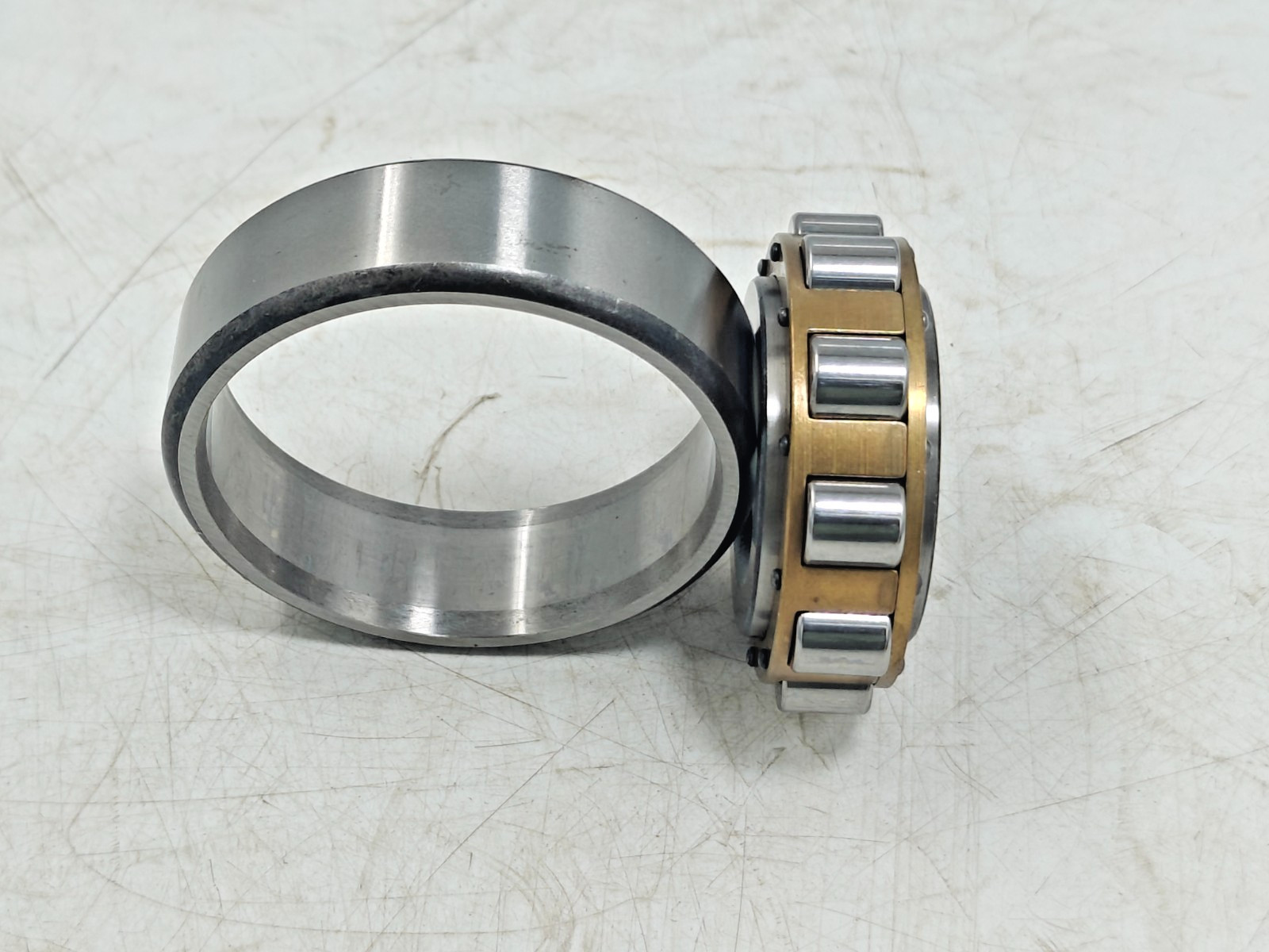 CRM9 SKF Cylindrical Roller Bearing SKF CRM 9 / RMS 11 / MRJ 1-1/8