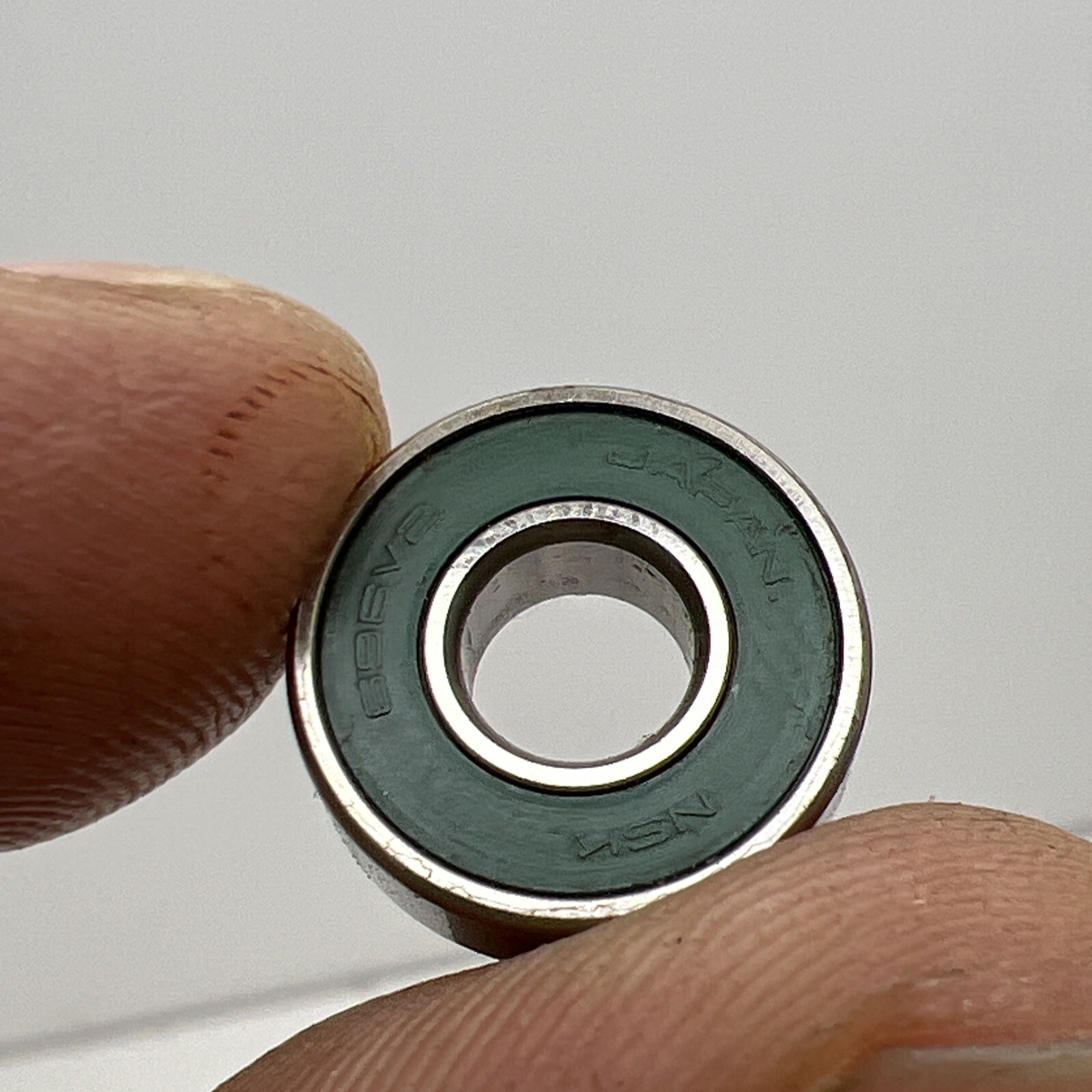 (10-Pack) NSK 696V2 Rubber Shield Miniature Ball Bearing 6 x 15 x 5mm