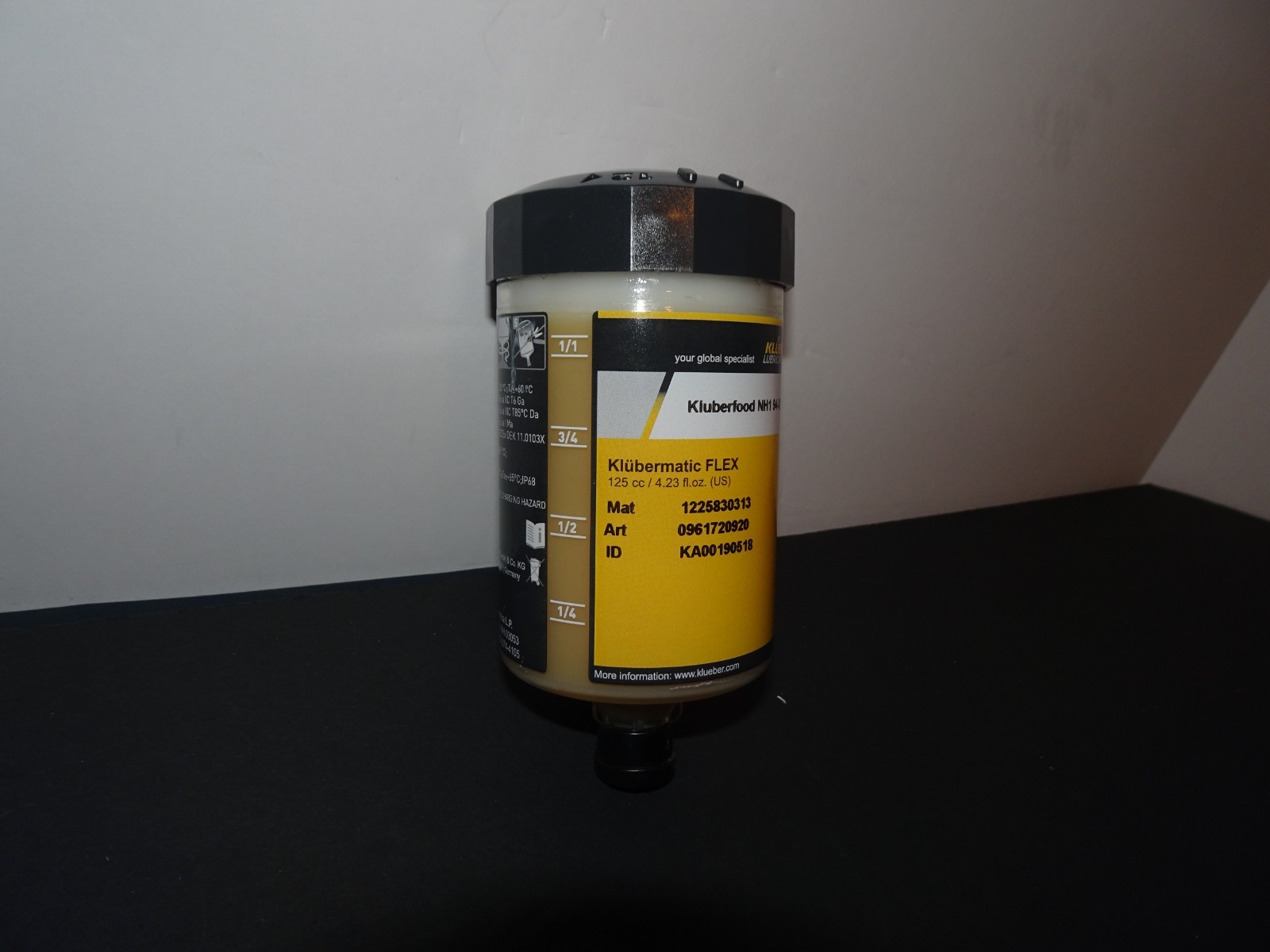 Klubermatic FLEX / Kluberfood NH1 94-52 Automatic Lubrication Dispensing System