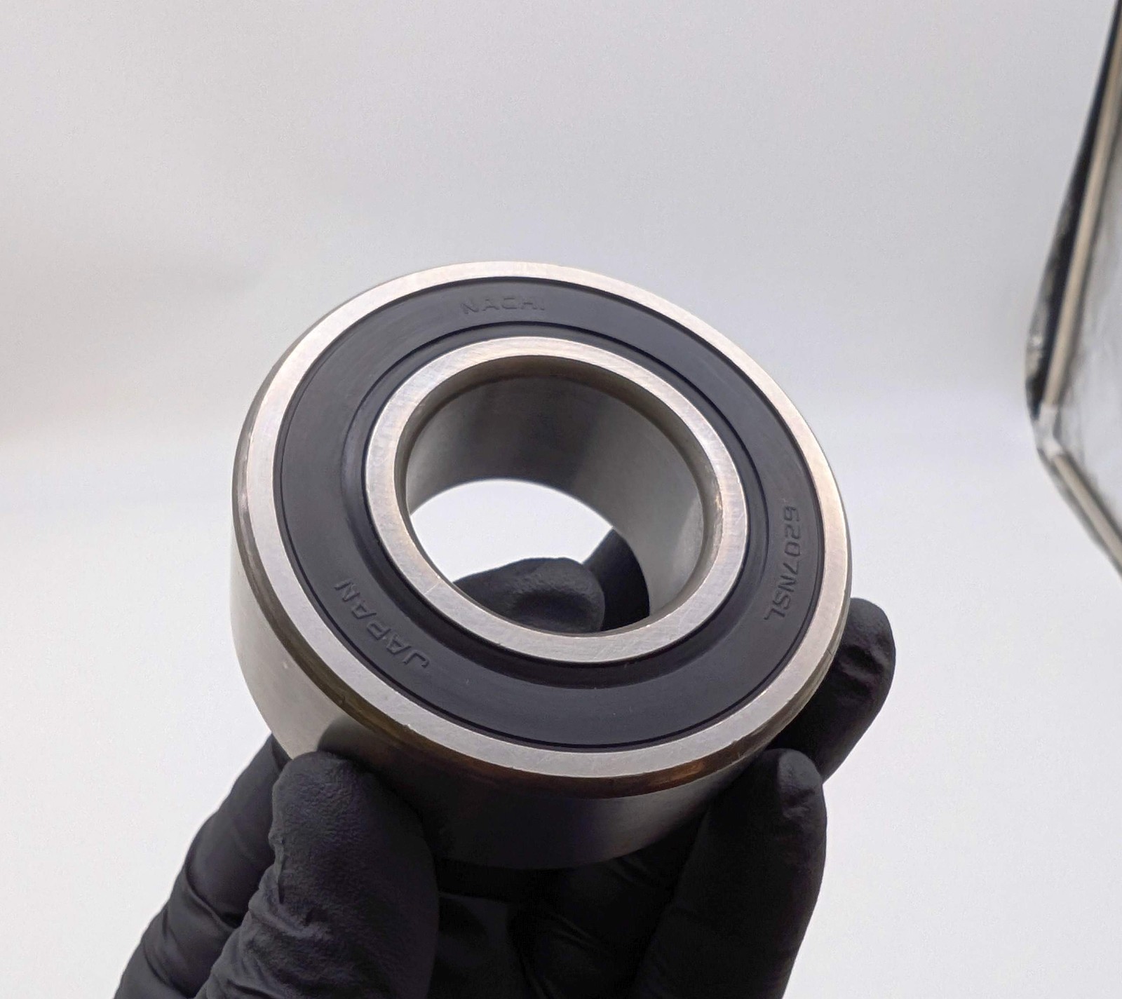 Nachi 63207-2NSL Ball Bearing 35mm Bore 72mm OD 27mm Width