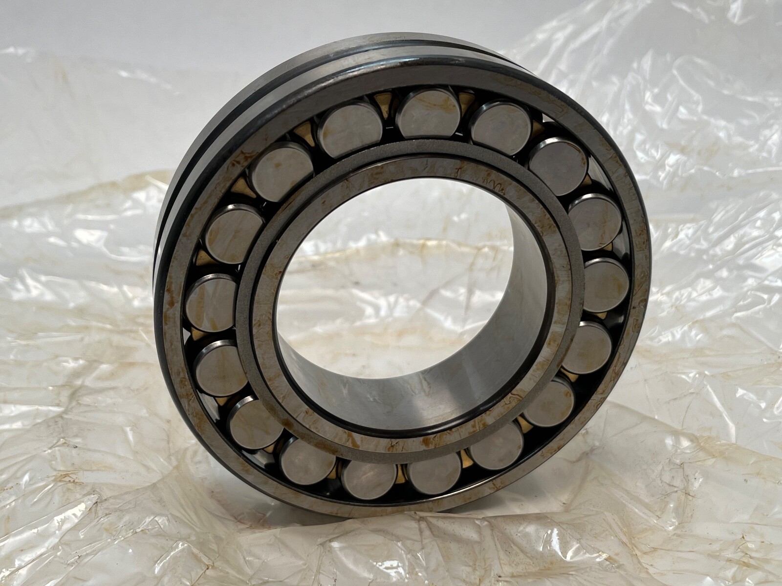 FAG 22212EASK.M Spherical Bearing 60x110x28 mm 22212-EAS-K-M-W33 2212E