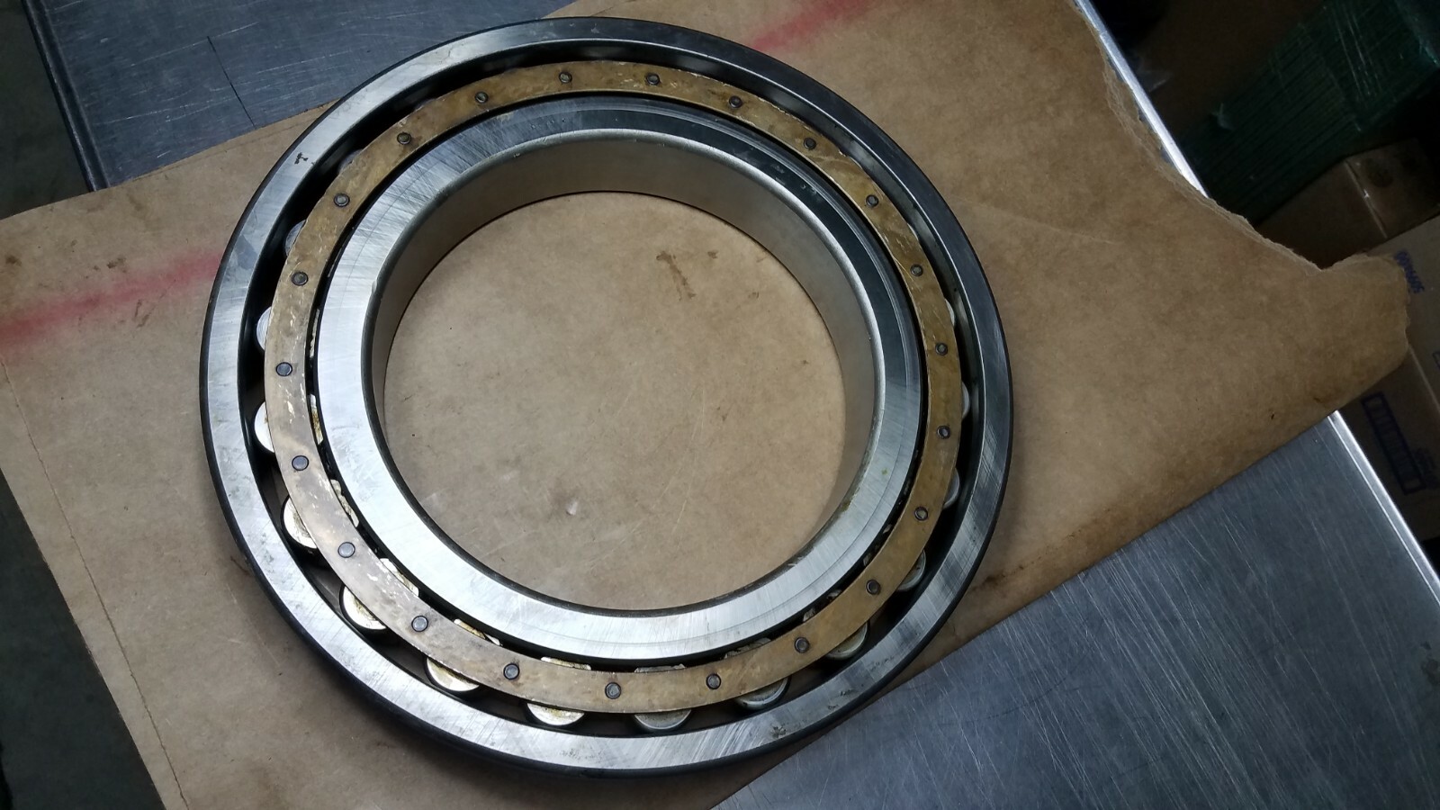ROLLWAY 144X, 5136X CYLINDRICAL BEARING 13-3/4″ DIAMETER 10-5/8″ BORE x 2″ NNB