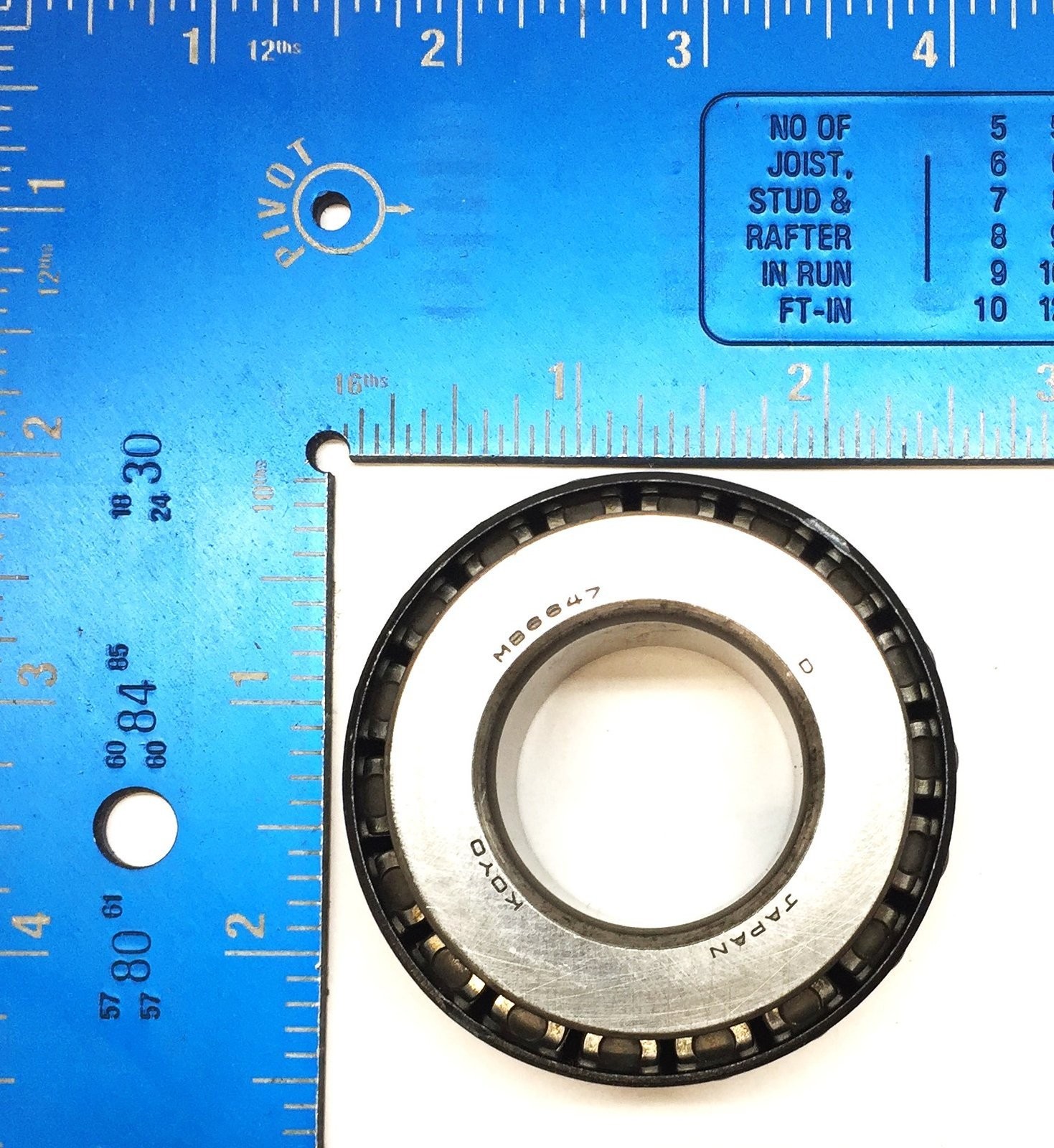 Koyo Tapered Roller Bearing Cone M86647 [Lot of 4] NOS