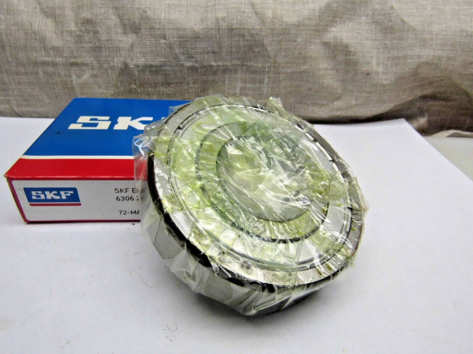SKF 6306-2Z JEM 30mm X 72 mm X 19mm Metal Shielded Bearing Made in USA