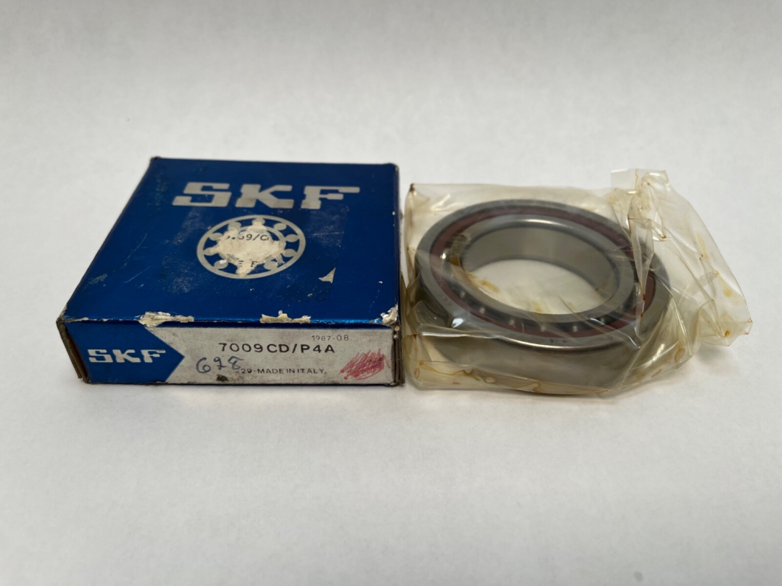 SKF 7009-CD/P4A Angular Bearing 45x75x16 mm 7009C 7009-CD-P4A Italy
