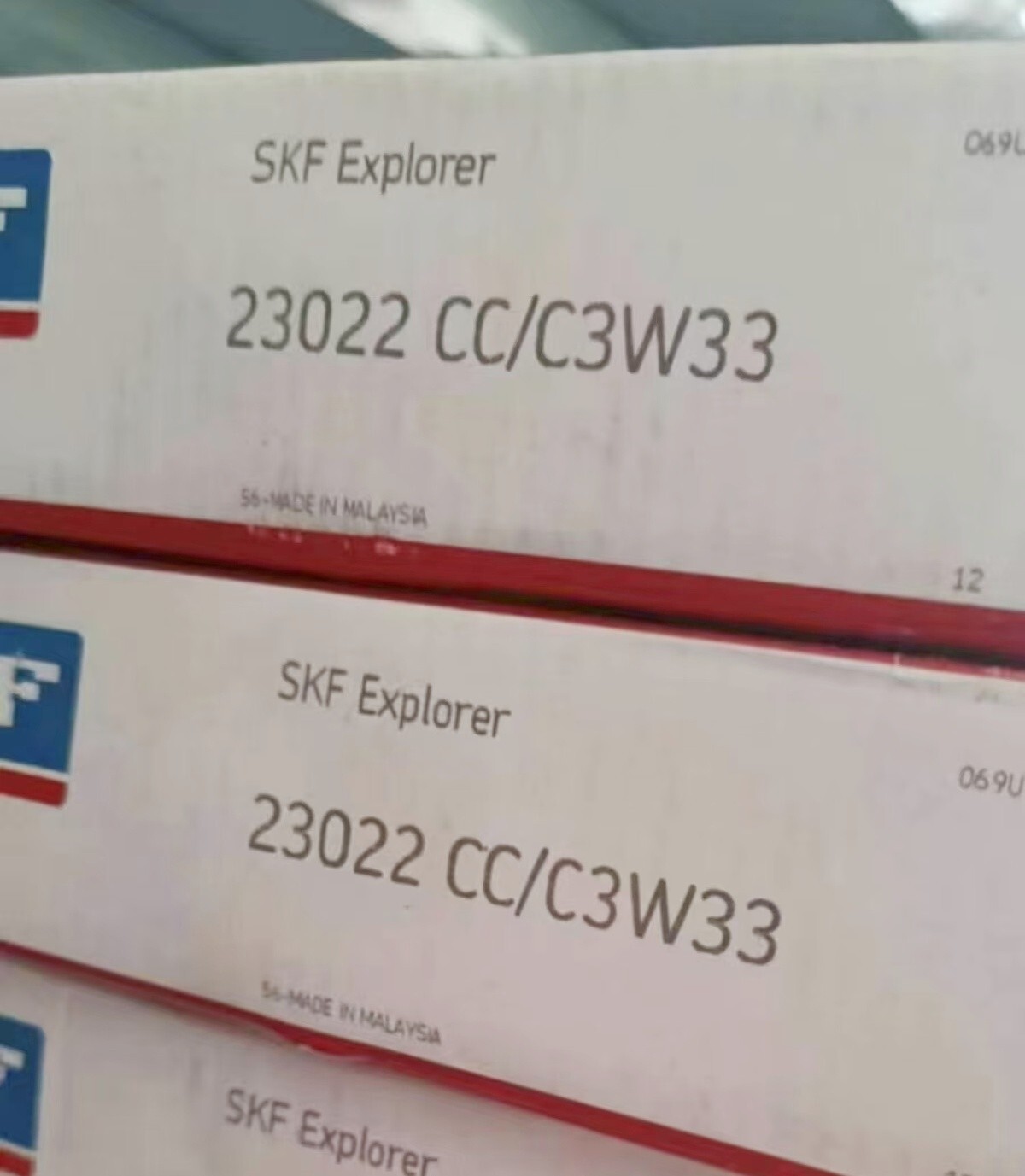1X SKF 23022 CC/C3W33 spherical roller bearing