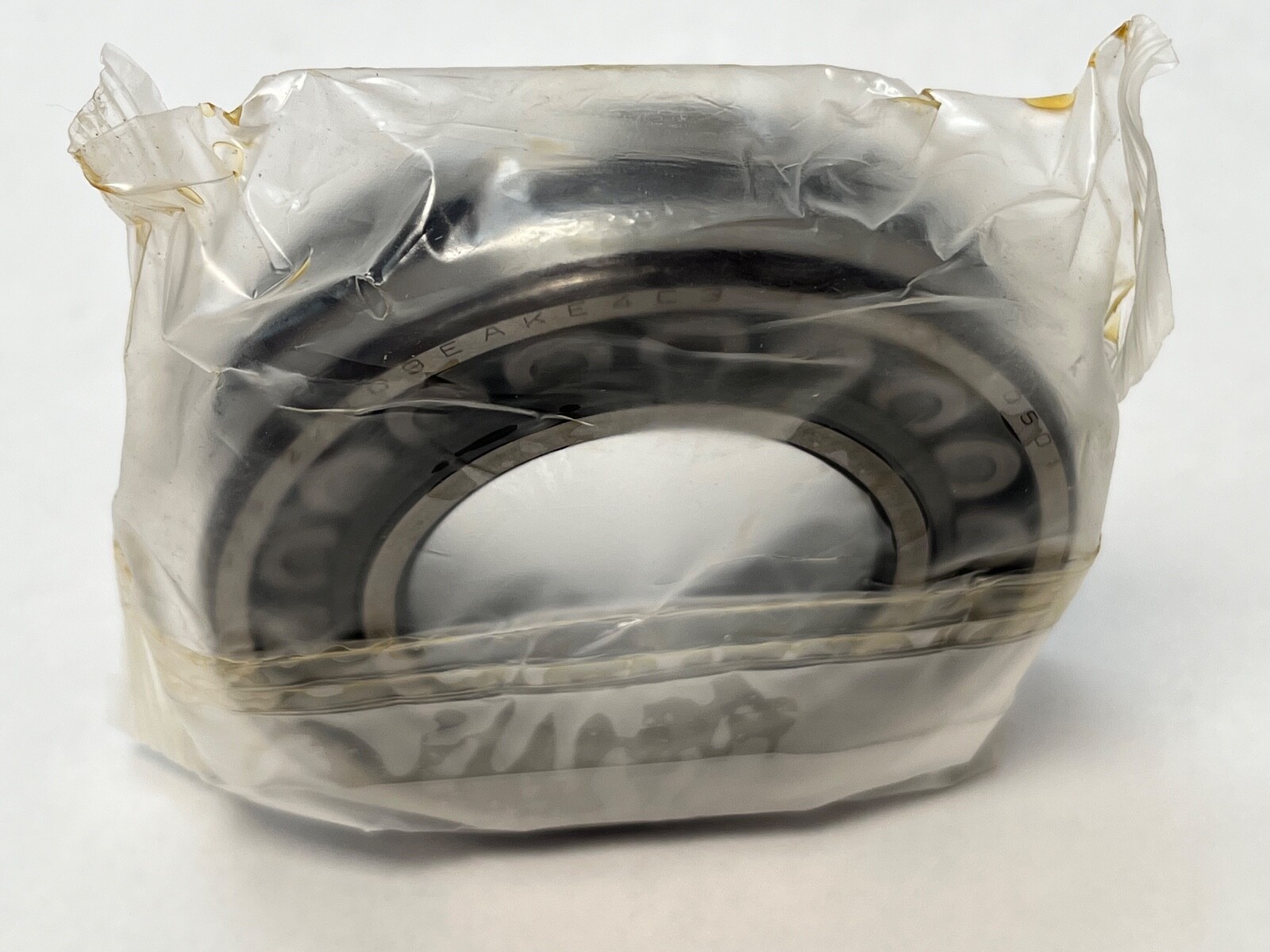 NSK 22209EAKE4C3 Bearing 22209-EA-KE4-C3 22209 C K W33 C3 45x85x23 mm