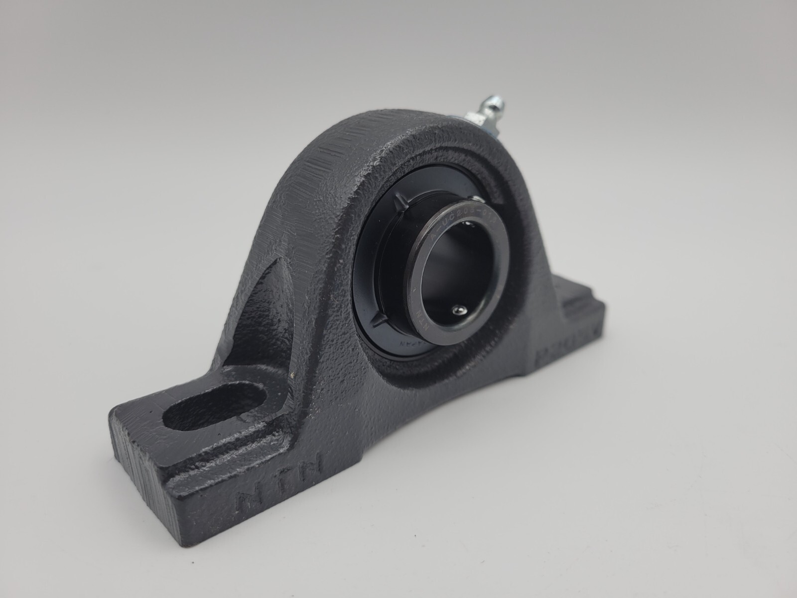 NTN P205V 5RYT9 Pillow Block Ball Bearing A-UC205-015 15/16″ Bore Cast Iron NOS