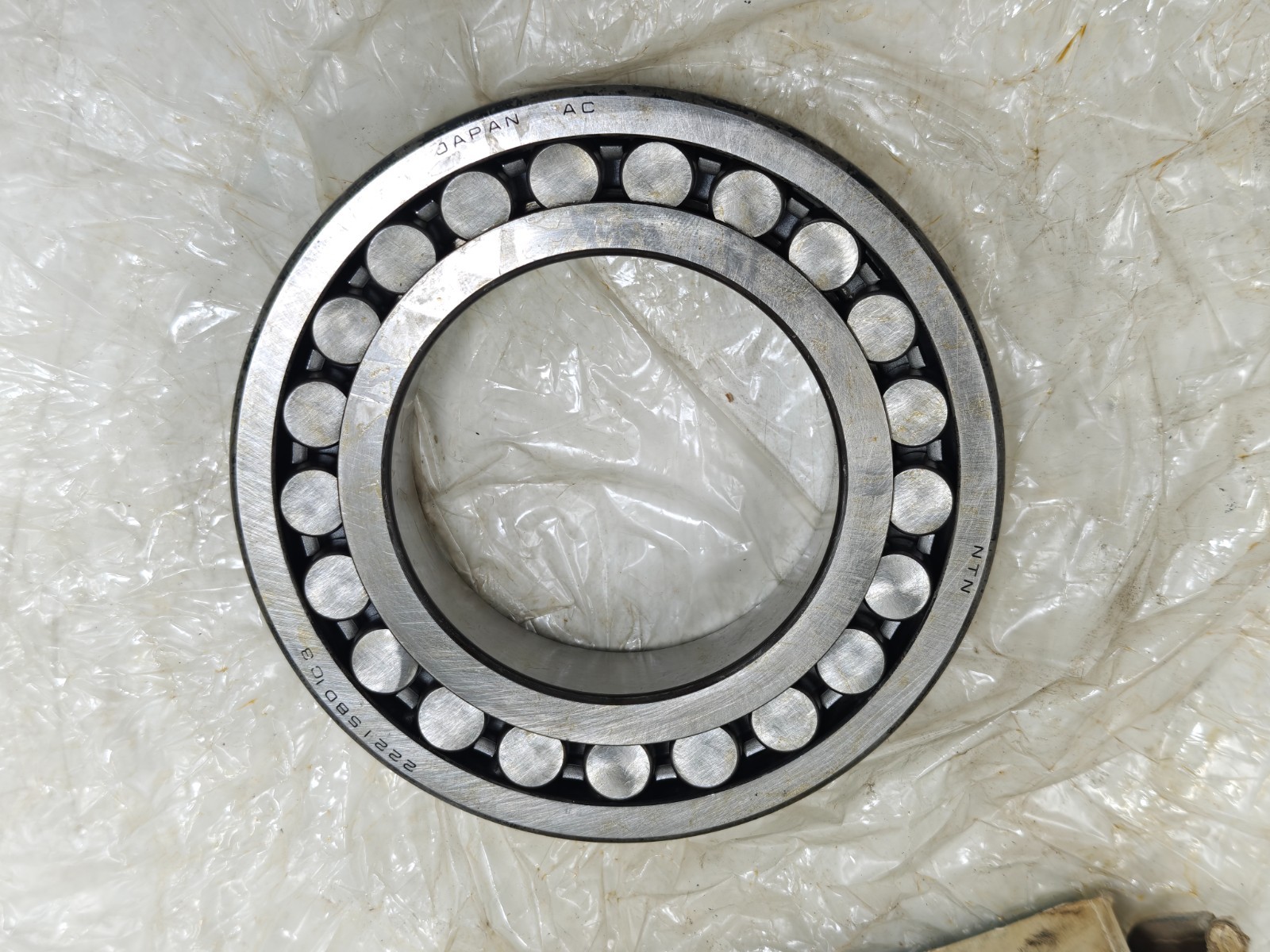 22215 BKD1 C3 NTN Spherical Roller Bearing 75x130x31mm 22215BKD1 C3 Tapered Bore