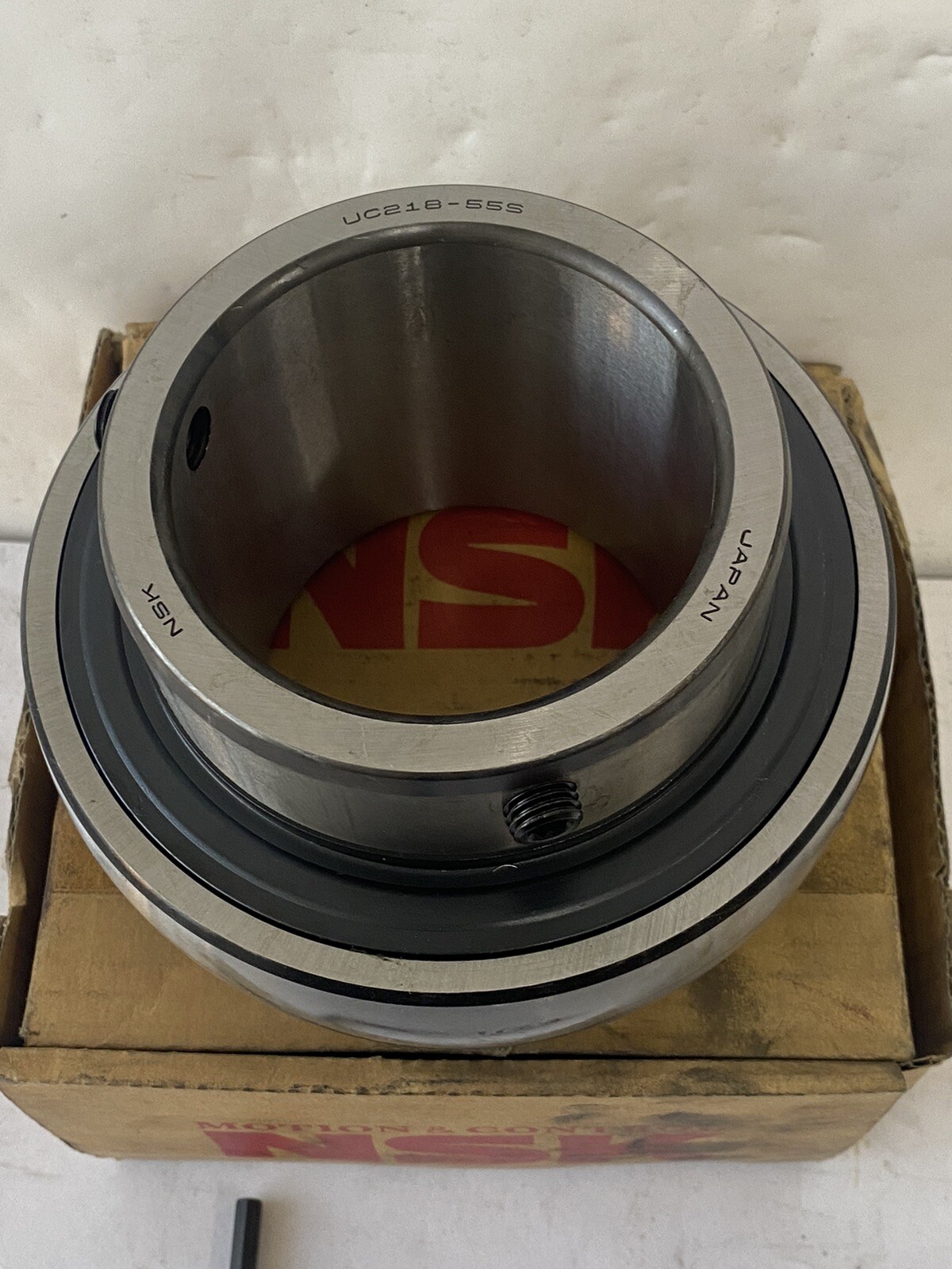 NSK Outer Spherical Waterproof Bearing UC218-555 163mm X 163x 100